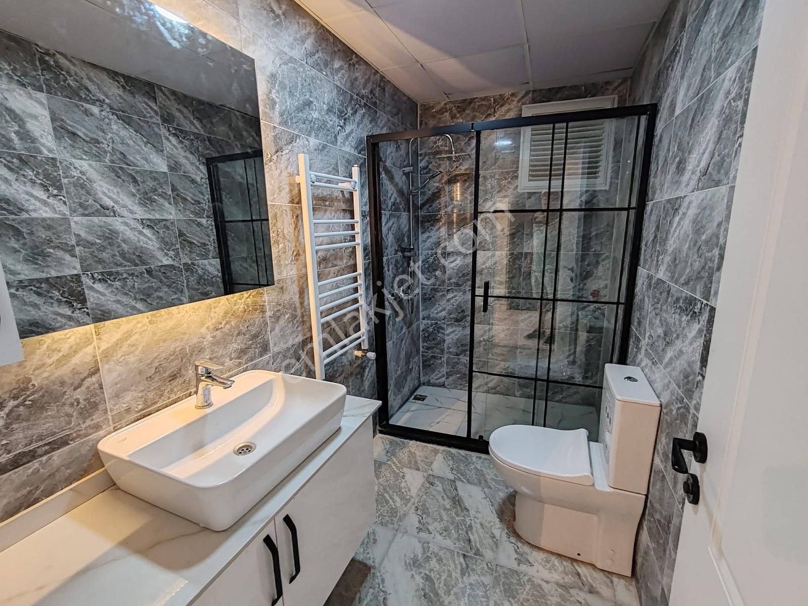 Rw Akar // Pazar Yerine Yakın Geniş Satılık 2+1 Daire - Görsel 10