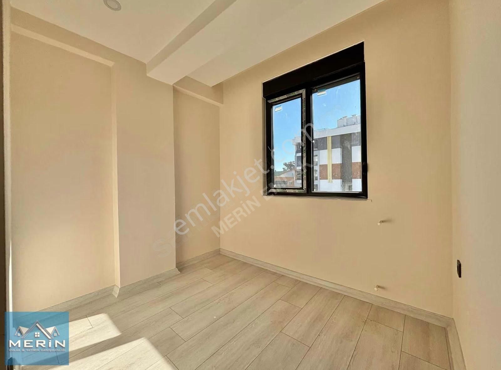 Varsak Aydoğmuş'ta 2+1 Havuzlu Site İçi Katta Satılık Daire - Görsel 2