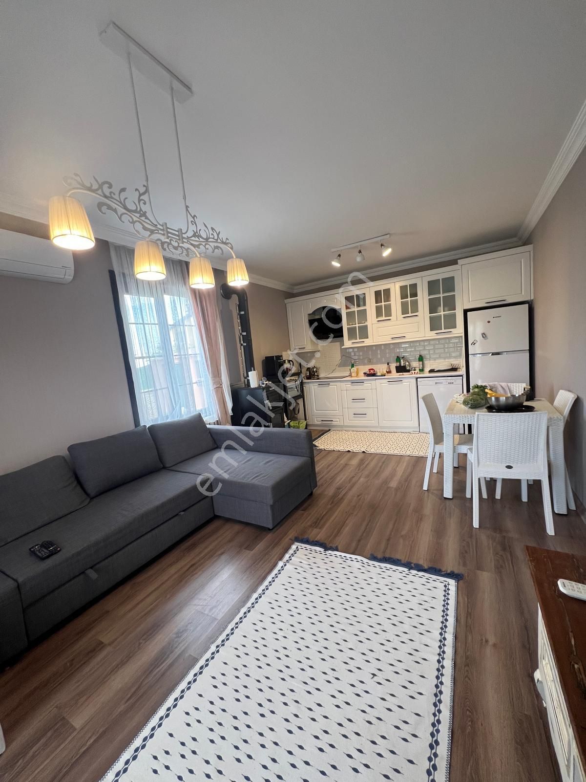 İsa Kavak Gayrimenkul’den Satılık 2+1 Müstakil Ev – Selçuklu/sızma