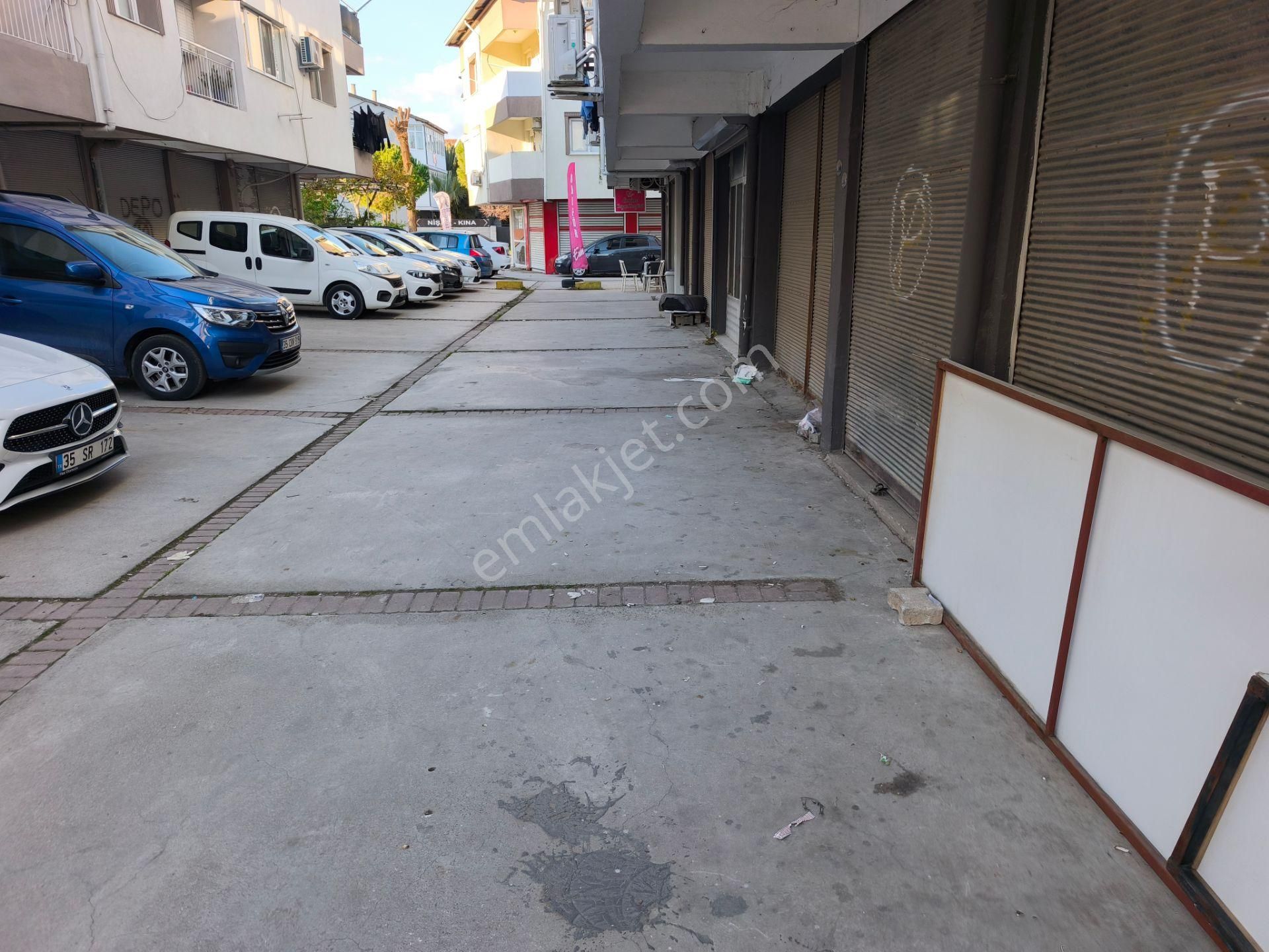 Havacılar Caddesine Cepheli İnce Uzun Depo Olmaya Müsait Kiralık İşyeri - Görsel 2