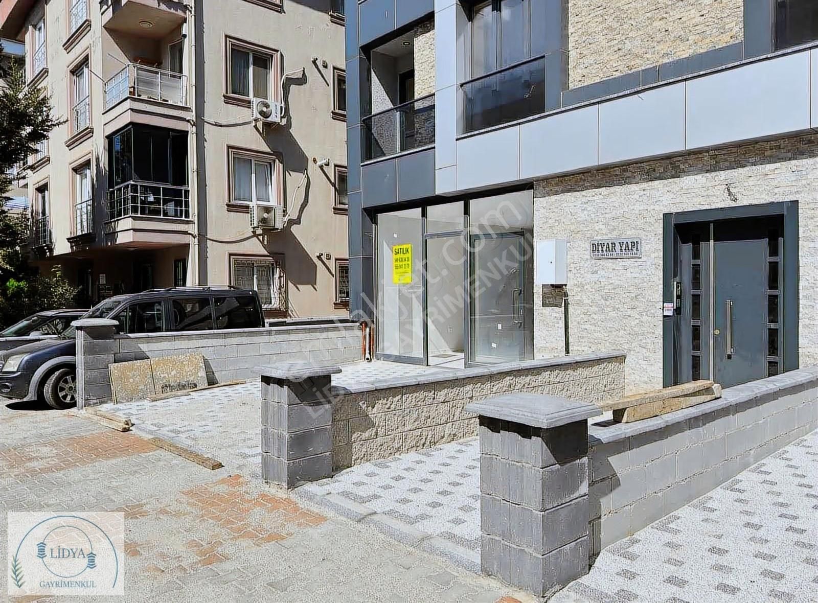 Araç Takasa Uygun Cadde Üzerinde Depolu Kullanışlı Sıfır Dükkan - Görsel 5