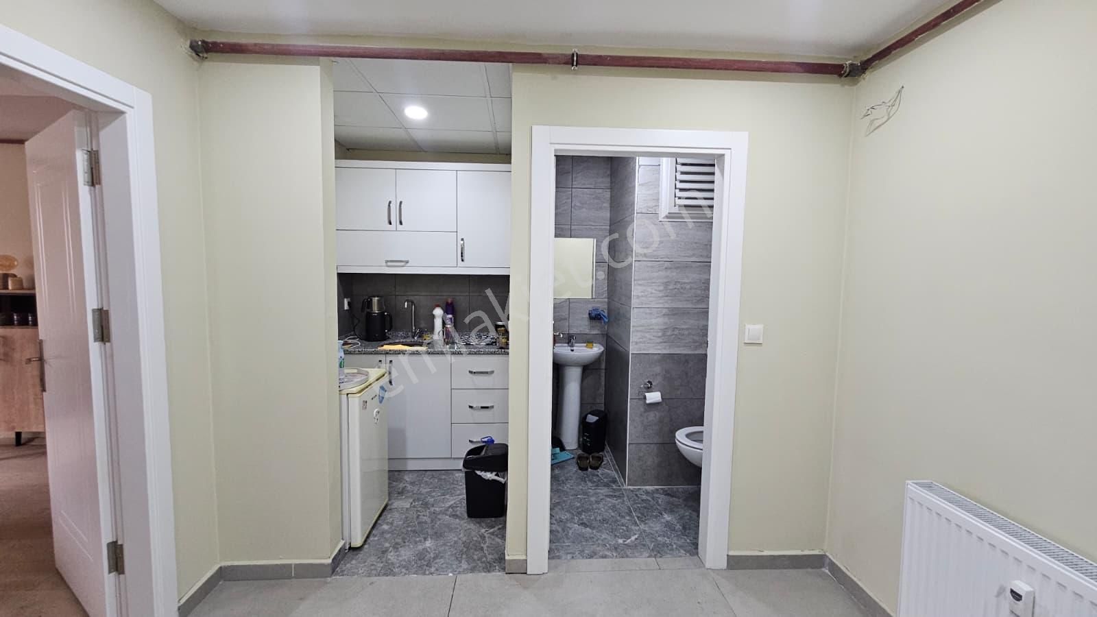 Yeni Çarşı Ticaret Merkezinde, Yatırımlık Kiracılı Satılık Ofis - Görsel 15