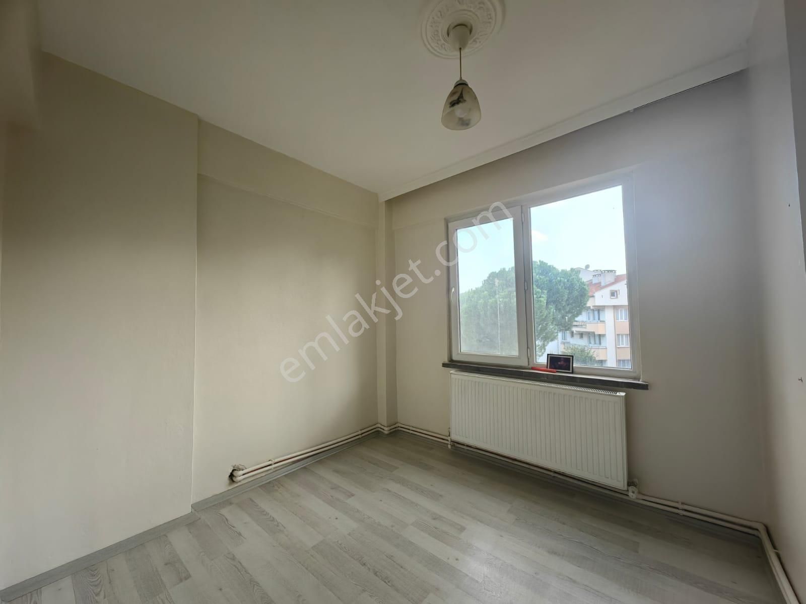 Elfi Den Bahçelievler Çarşamba Pazarı Yakını Kiralık 2+1 Daire - Görsel 7