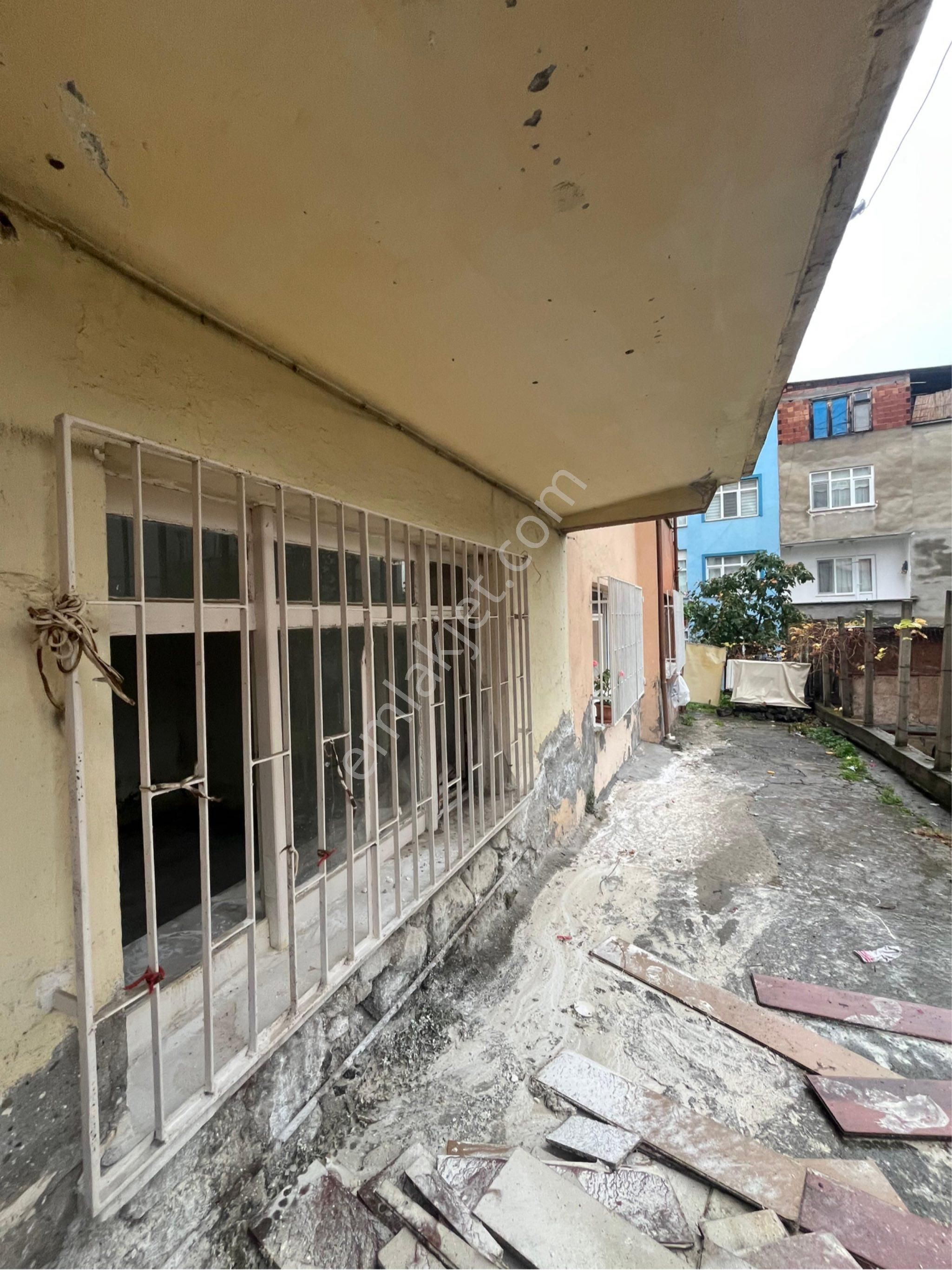 Evim-nur’dan Reşadiye Mh 2+1 Salon Mutfak Ayrı Bahçe Katı Uygun Fiyatlı Kat Mülkiyetli Fırsat Daire - Görsel 2