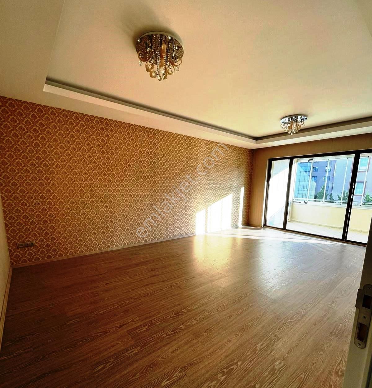 Baha'dan Beyşehir Caddesi Üzerinde Geniş 4+1 Daire - Görsel 6