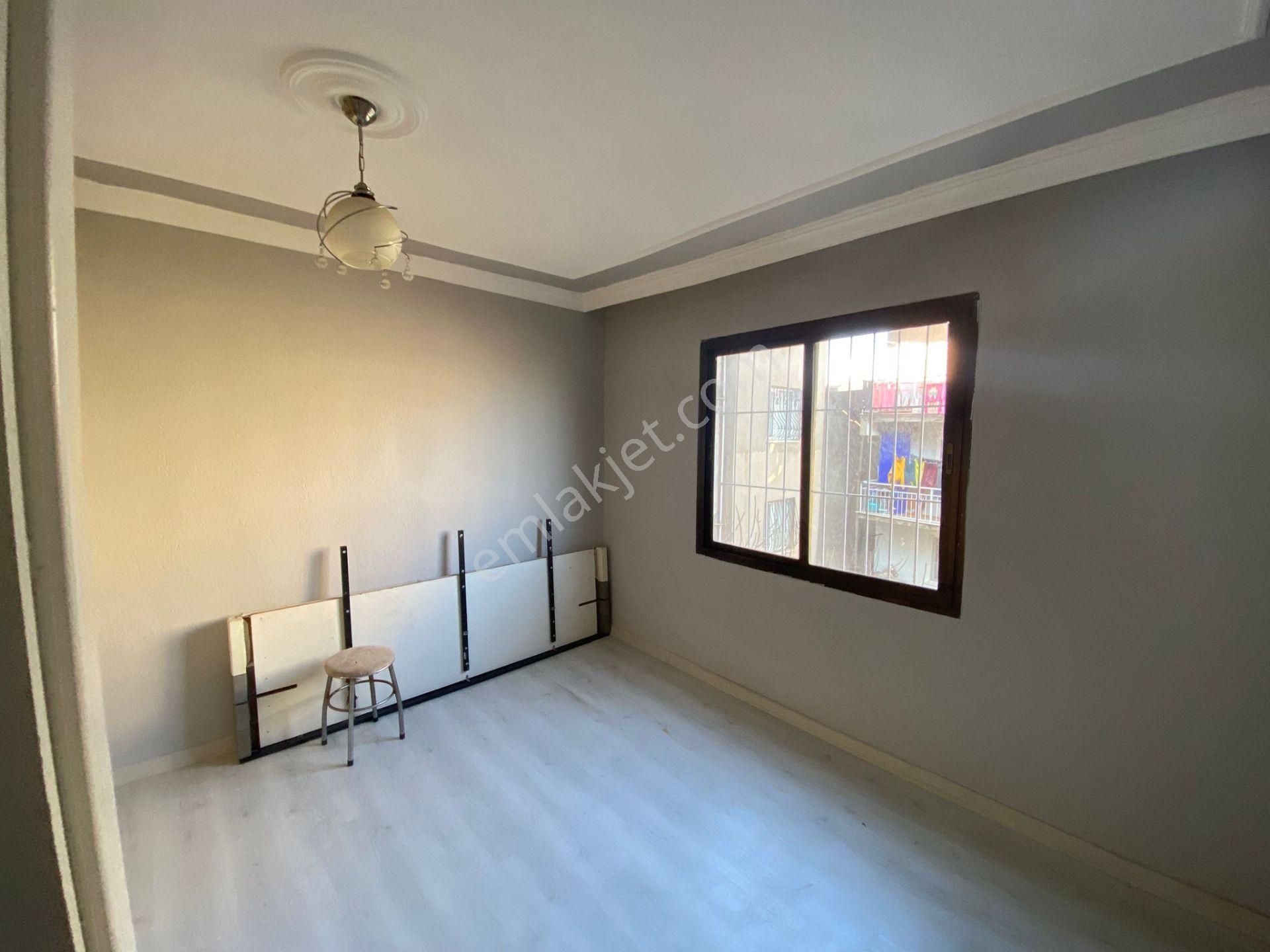 Konak Saygı Mah.de Toros Meydan Yakını 2+1 80m2 Ayrı Mutfak Arakat Kiralık Daire - Görsel 5