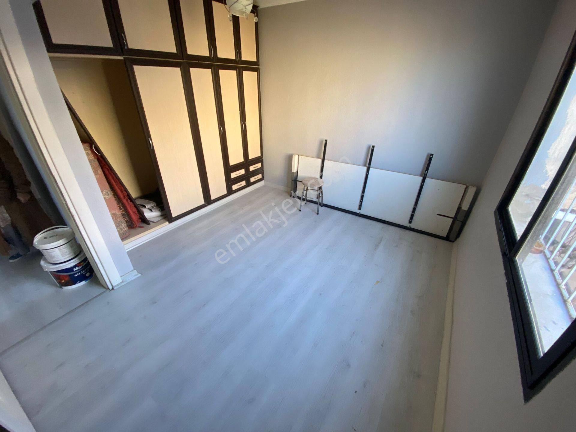 Konak Saygı Mah.de Toros Meydan Yakını 2+1 80m2 Ayrı Mutfak Arakat Kiralık Daire - Görsel 6