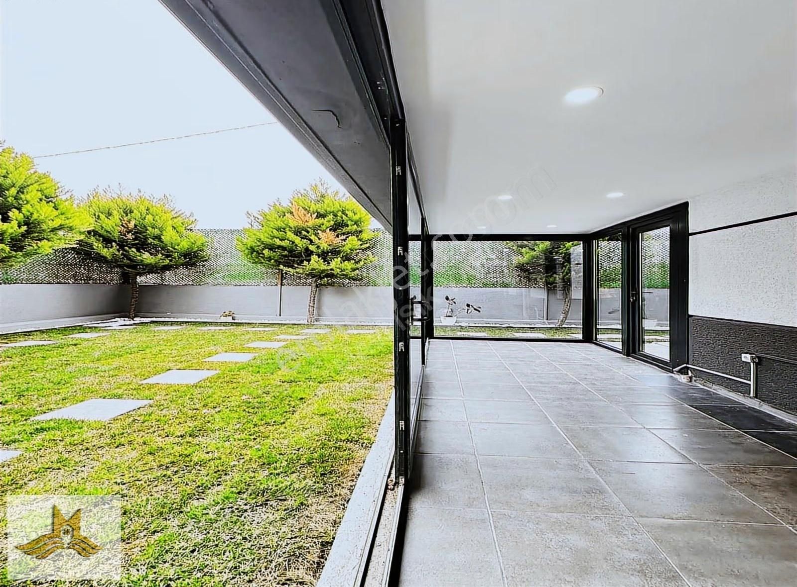 Mavi Işık'dan Beylikdüzü'nde Müstakil Kış Bahçeli 2+1 Satılık !! - Görsel 26