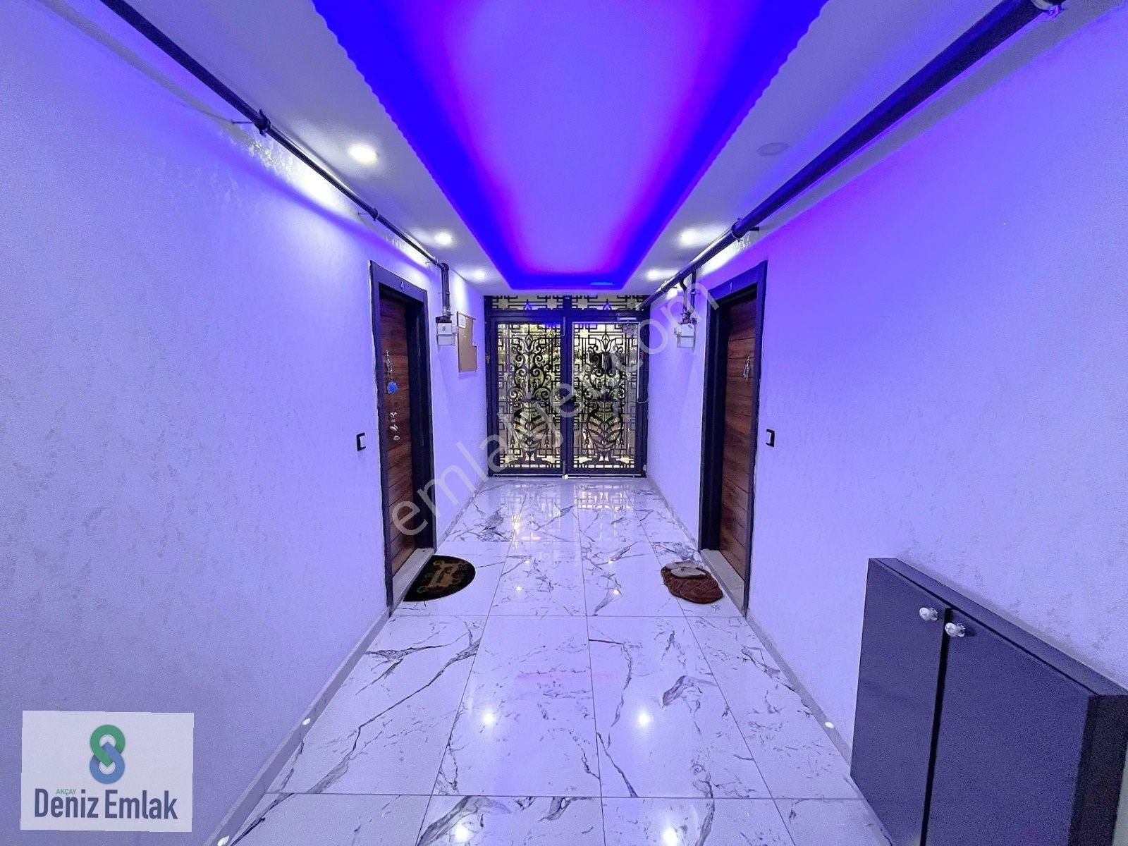 Denizden Akçayda Öncephe Asansörlü Yeni Binada Geniş Satılık 1+1 Daire. - Görsel 34