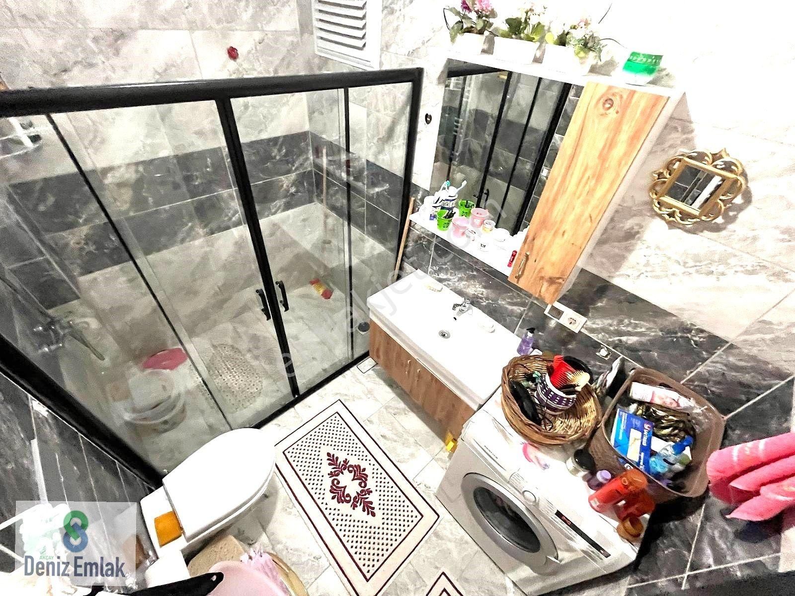 Denizden Akçayda Öncephe Asansörlü Yeni Binada Geniş Satılık 1+1 Daire. - Görsel 33