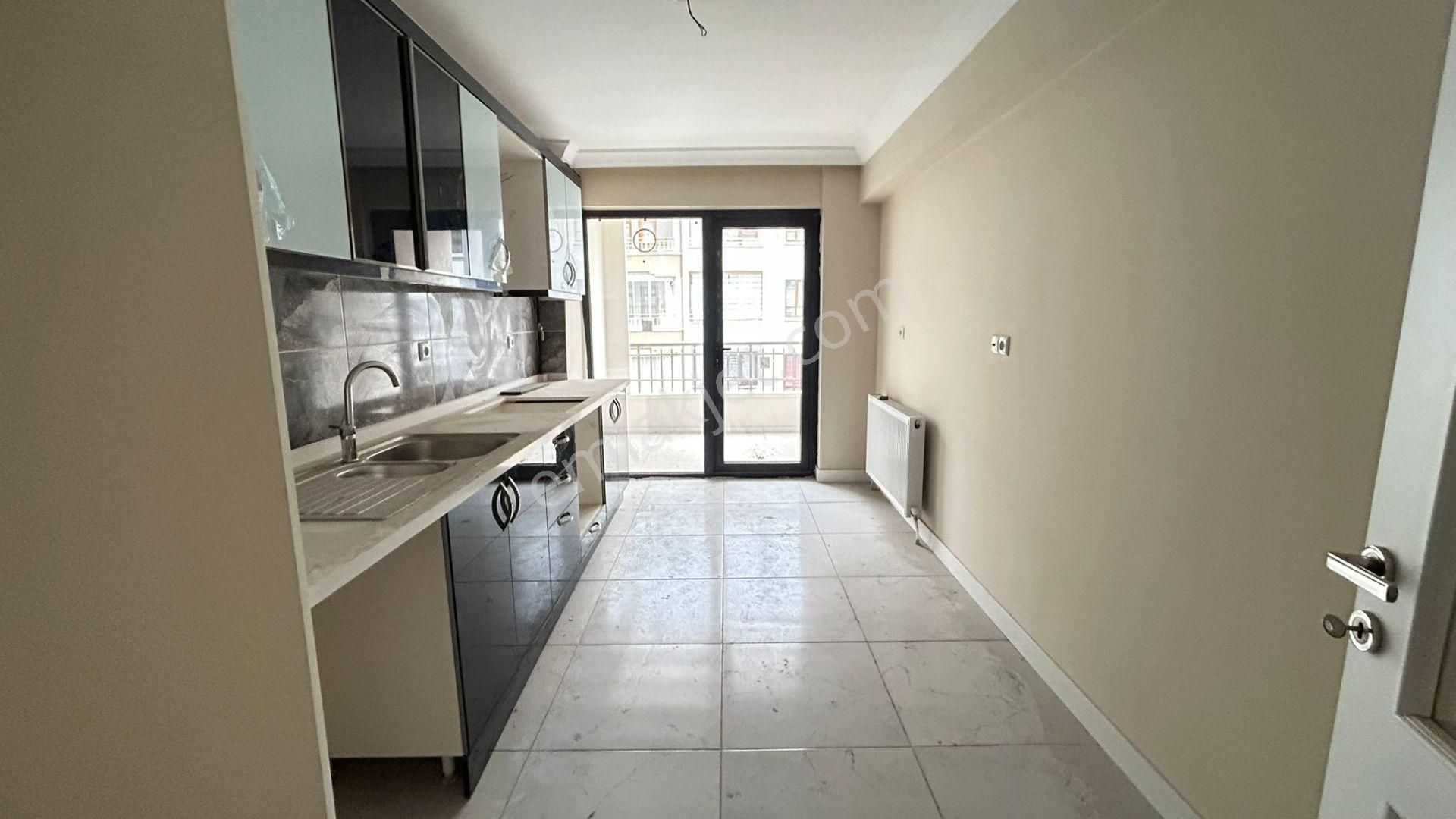 Yenimahalle Metro Yakını Sıfır Binada Ara Katta Asansörlü 3+1 Satılık Daire - Görsel 2