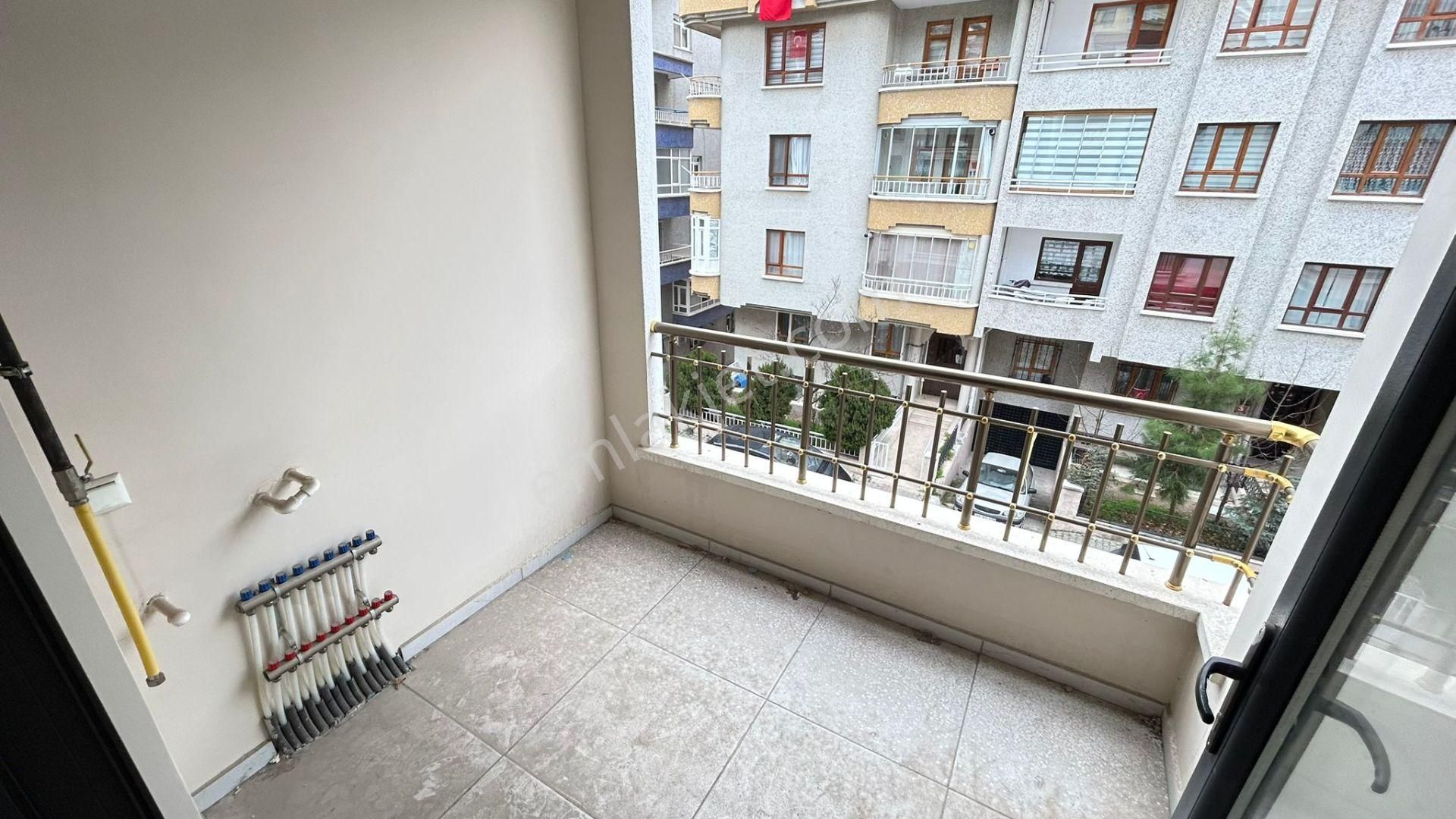 Yenimahalle Metro Yakını Sıfır Binada Ara Katta Asansörlü 3+1 Satılık Daire - Görsel 8