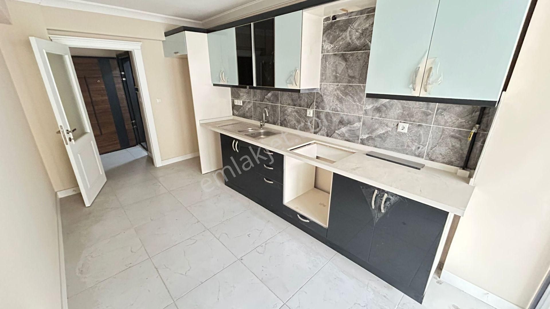 Yenimahalle Metro Yakını Sıfır Binada Ara Katta Asansörlü 3+1 Satılık Daire - Görsel 4