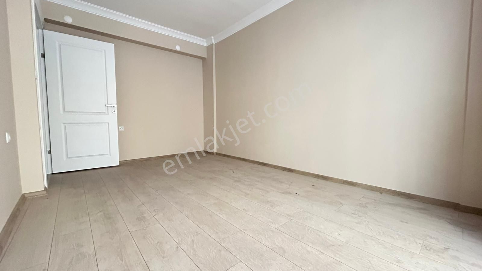 Yenimahalle Metro Yakını Sıfır Binada Ara Katta Asansörlü 3+1 Satılık Daire - Görsel 24