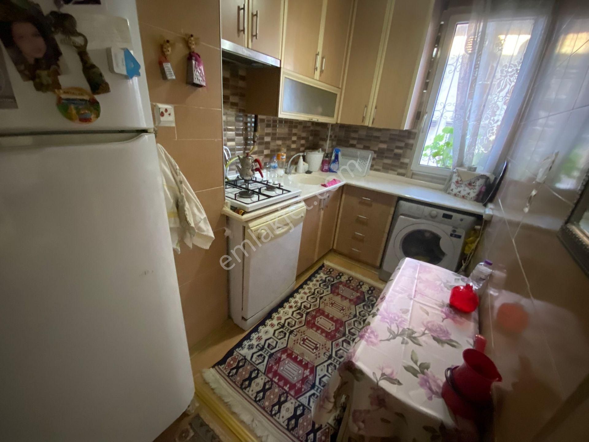 Acill Konak Eşrefpaşa Cad.si Yakını Kocatepe Mah.de 2+1 80m2 Dgazlı Ayrı Mutfak Satılık Daire - Görsel 16