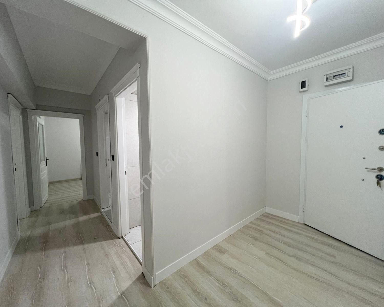 Ufuktepe Mahallesi'nde Cadde Üzeri Full Yapılı 3+1 Daire! - Görsel 27