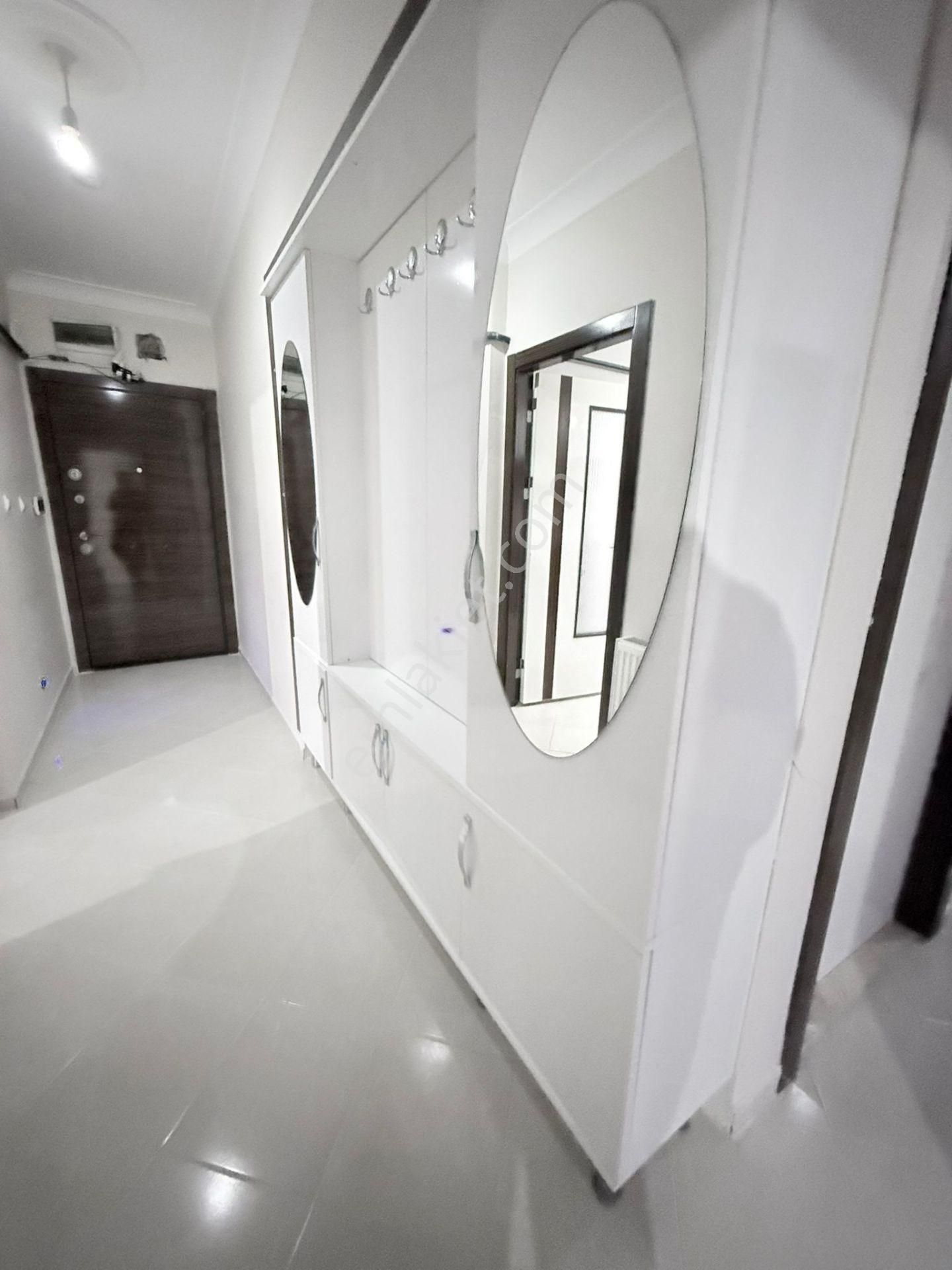 Yıldız'dan Merkezi Konumda Ara Kat Geniş Balkonlu 3+1 Kiralık !! - Görsel 20