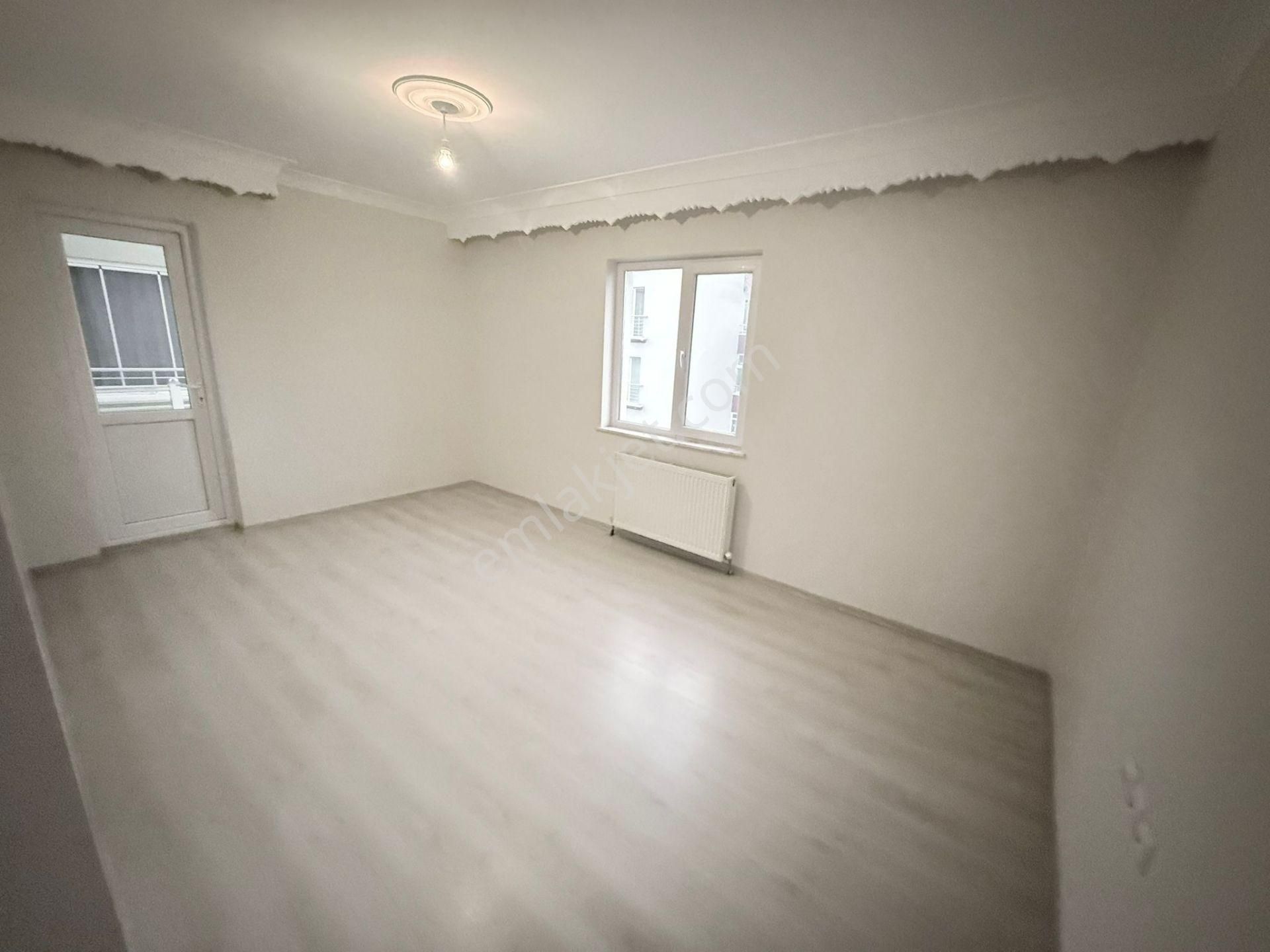 Yıldız'dan Merkezi Konumda Ara Kat Geniş Balkonlu 3+1 Kiralık !! - Görsel 11
