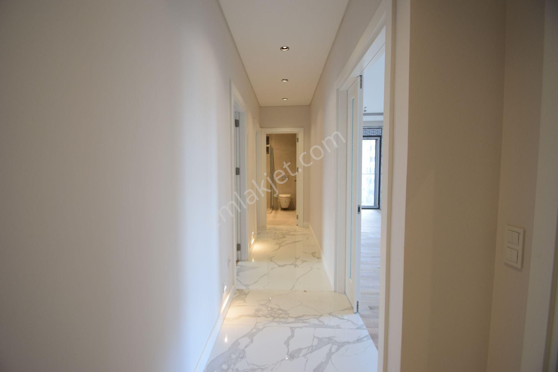 Suadiye Şaşkınbakkal Da, Sahile 100 Metre | Sıfır Binada Güney Cephe 2+1 - Görsel 26