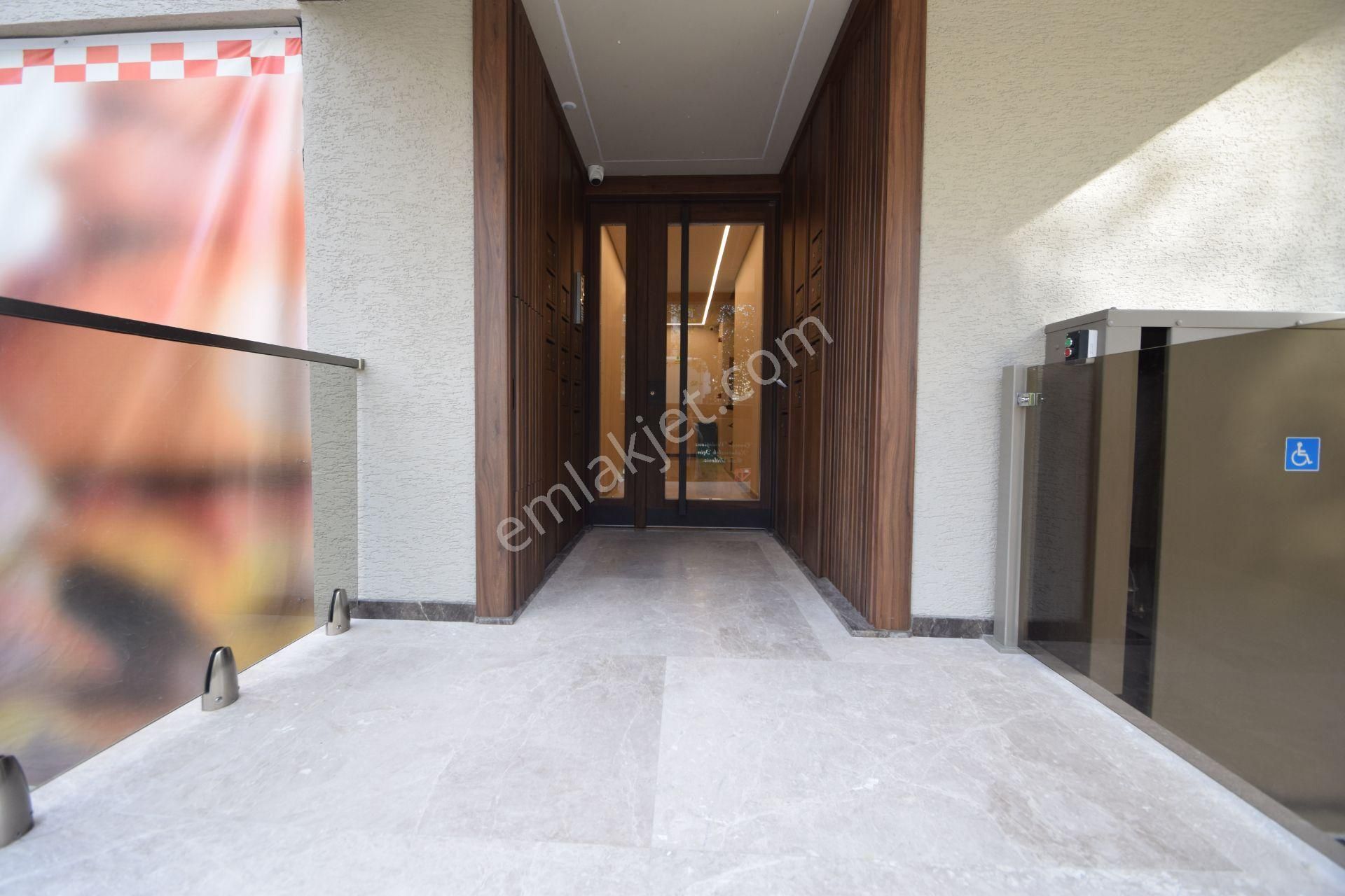 Suadiye Şaşkınbakkal Da, Sahile 100 Metre | Sıfır Binada Güney Cephe 2+1 - Görsel 32