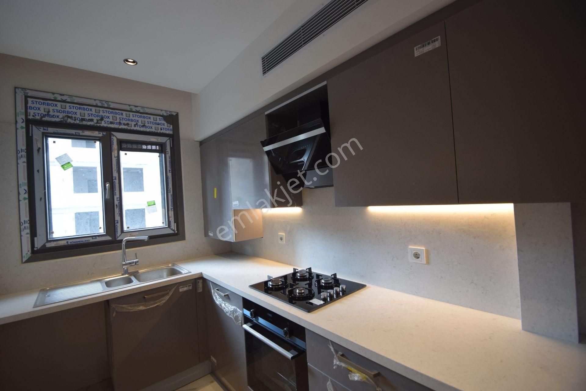 Suadiye Şaşkınbakkal Da, Sahile 100 Metre | Sıfır Binada Güney Cephe 2+1 - Görsel 13