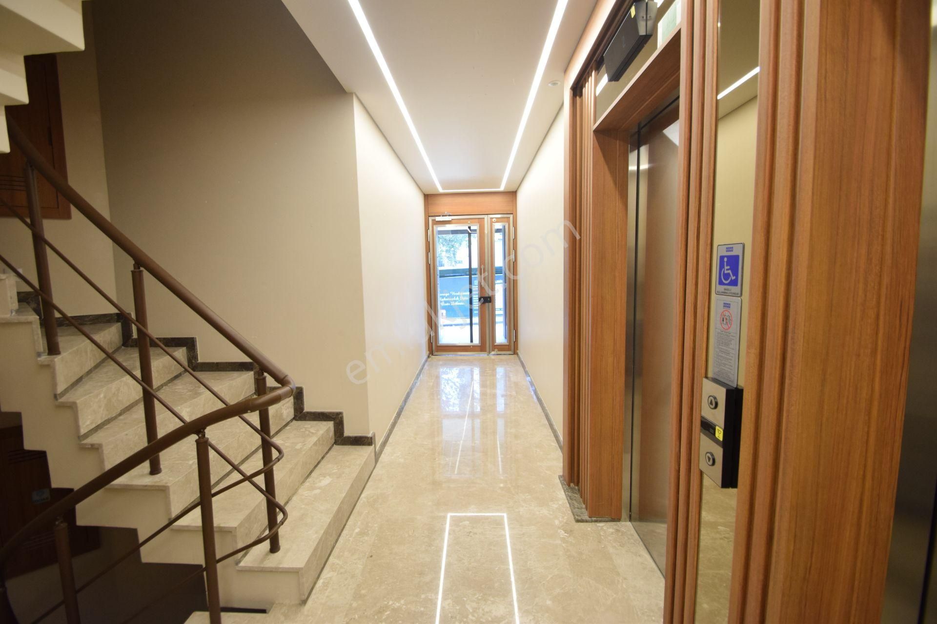 Suadiye Şaşkınbakkal Da, Sahile 100 Metre | Sıfır Binada Güney Cephe 2+1 - Görsel 31