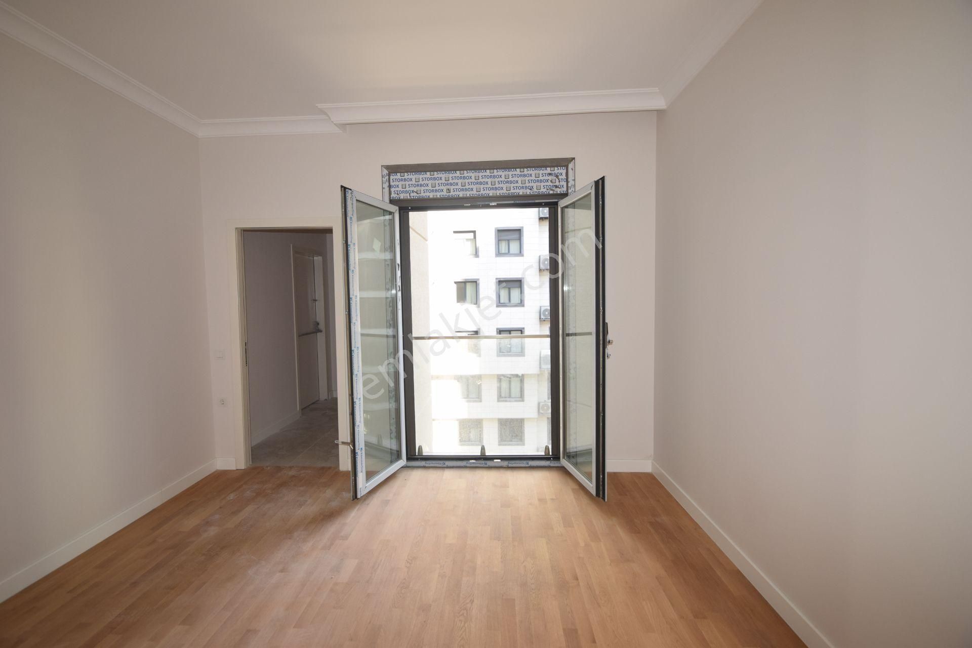 Suadiye Şaşkınbakkal Da, Sahile 100 Metre | Sıfır Binada Güney Cephe 2+1 - Görsel 22