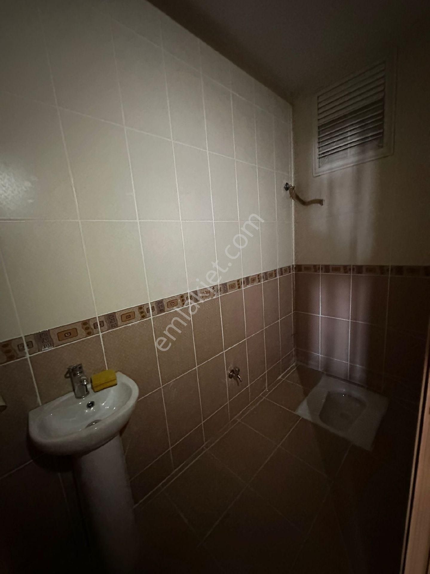 Sancaktepe Yenidoganda Acil Satilik. Catı Katı Daire - Görsel 7