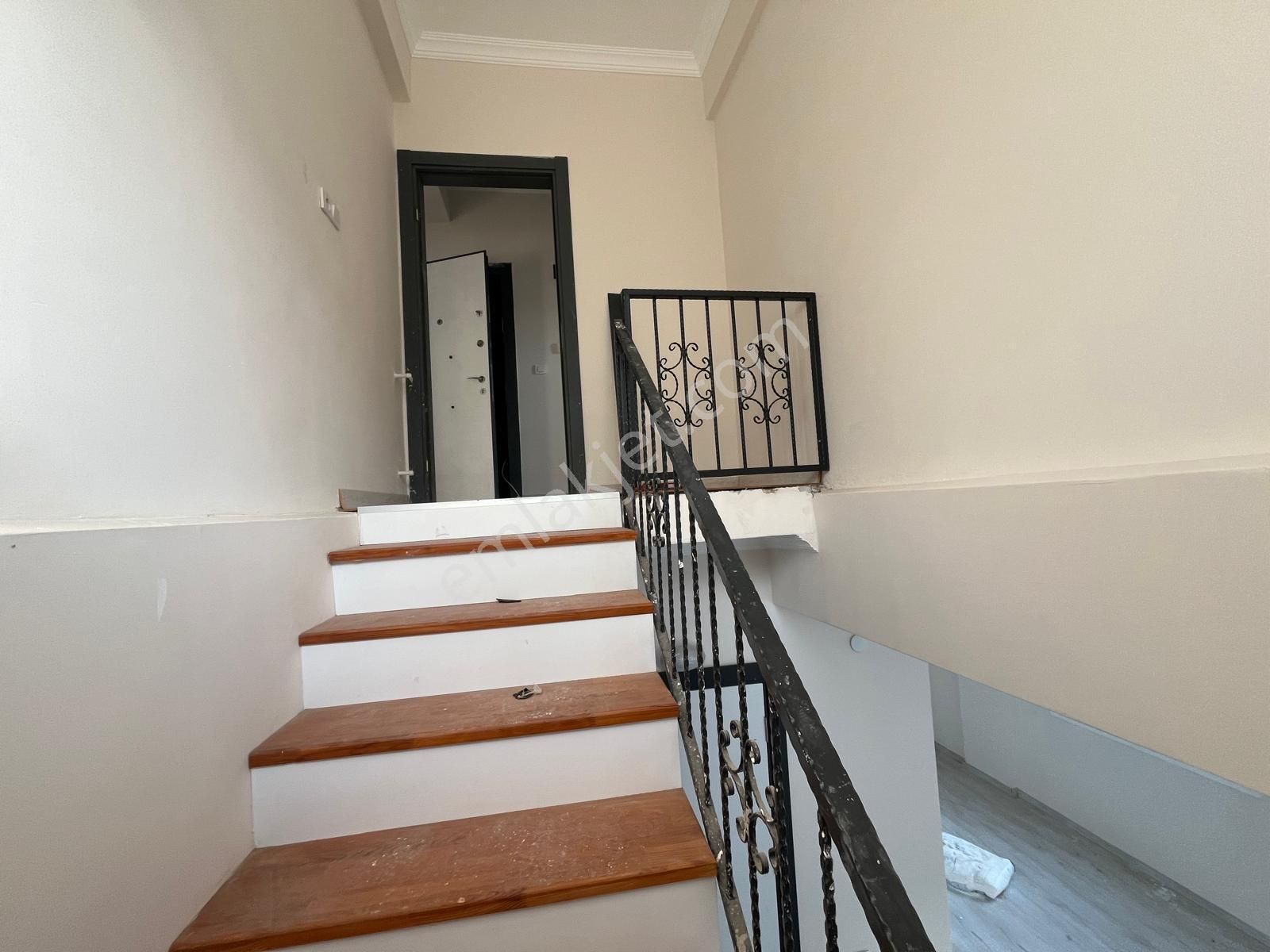 Menderes Turyap'tan Fevziçakmak Mh. 3+1 Kiralık Ters Dublex - Görsel 7