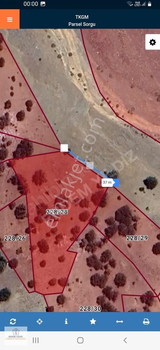 Erdem Yıldız'dan 2.943 M² Şehir Merkezinde Yola Cephe Bağ