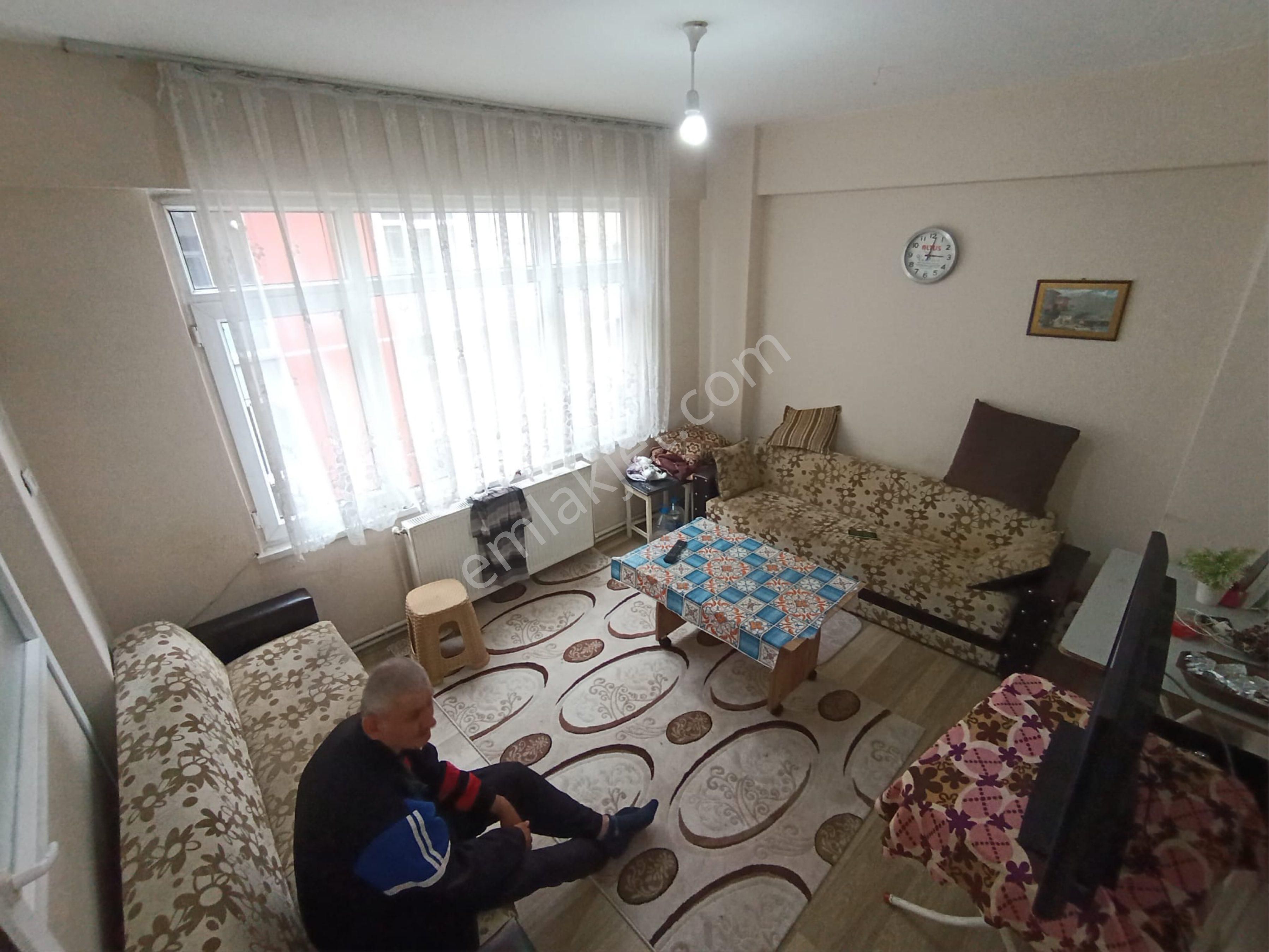 Hürriyet Mahallesinde İci Temiz Satılık Daire - Görsel 10