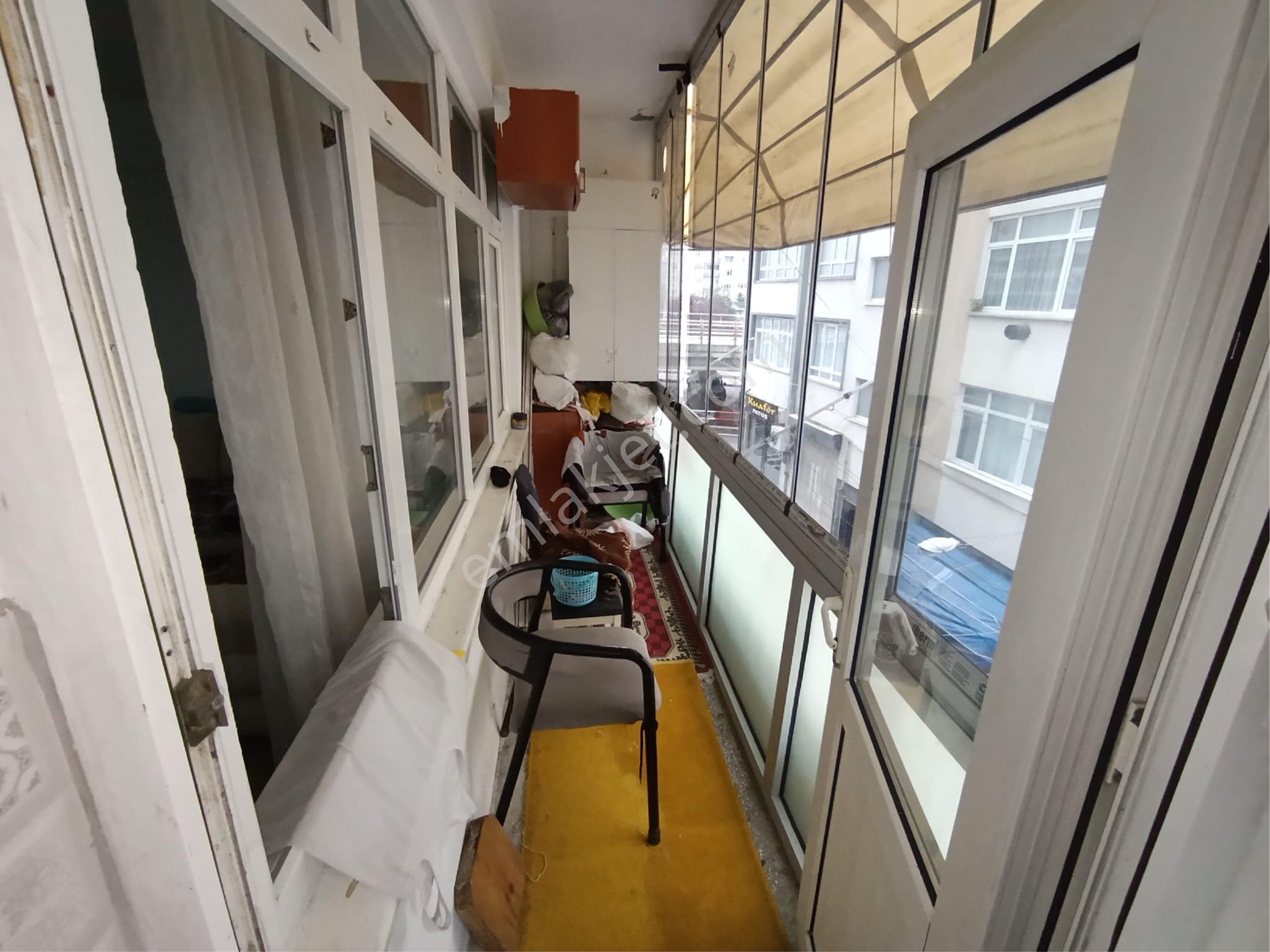 Hürriyet Mahallesinde İci Temiz Satılık Daire - Görsel 2