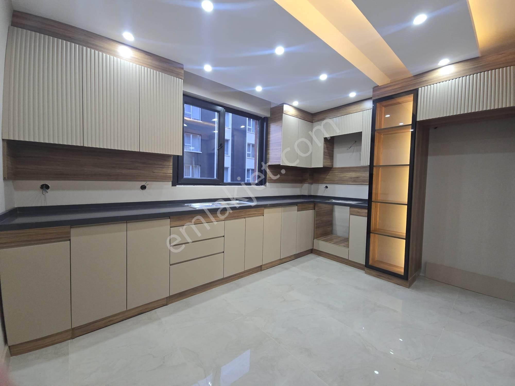 Muhteşem Mimarisi İle Sıfır Süper Lüks Satılık 3+1 Daireler... - Görsel 4