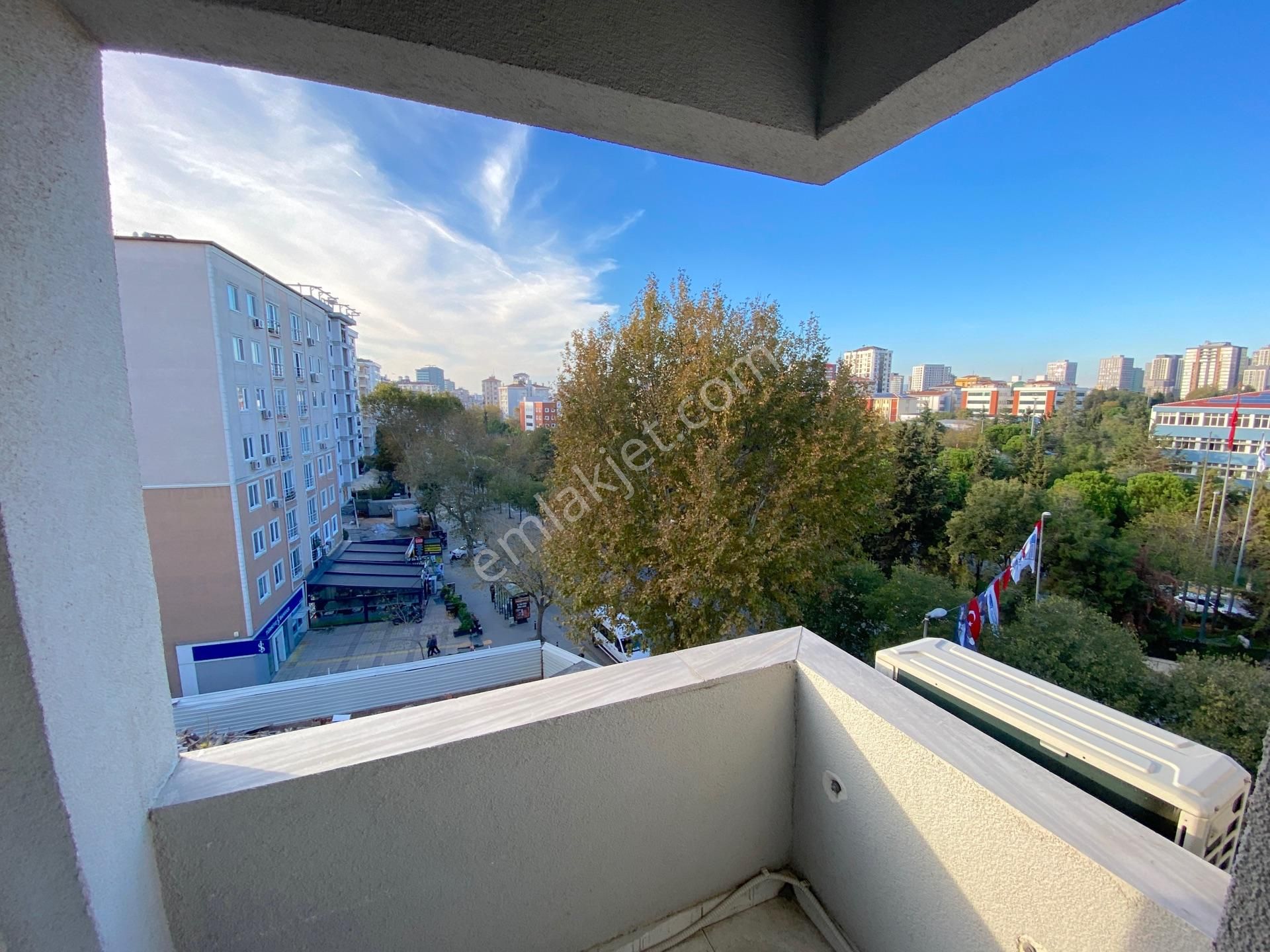 Yenilenmiş Cadde Üzeri, 4. Kat, Aydınlık 2+1 Ofis Hazır - Görsel 3