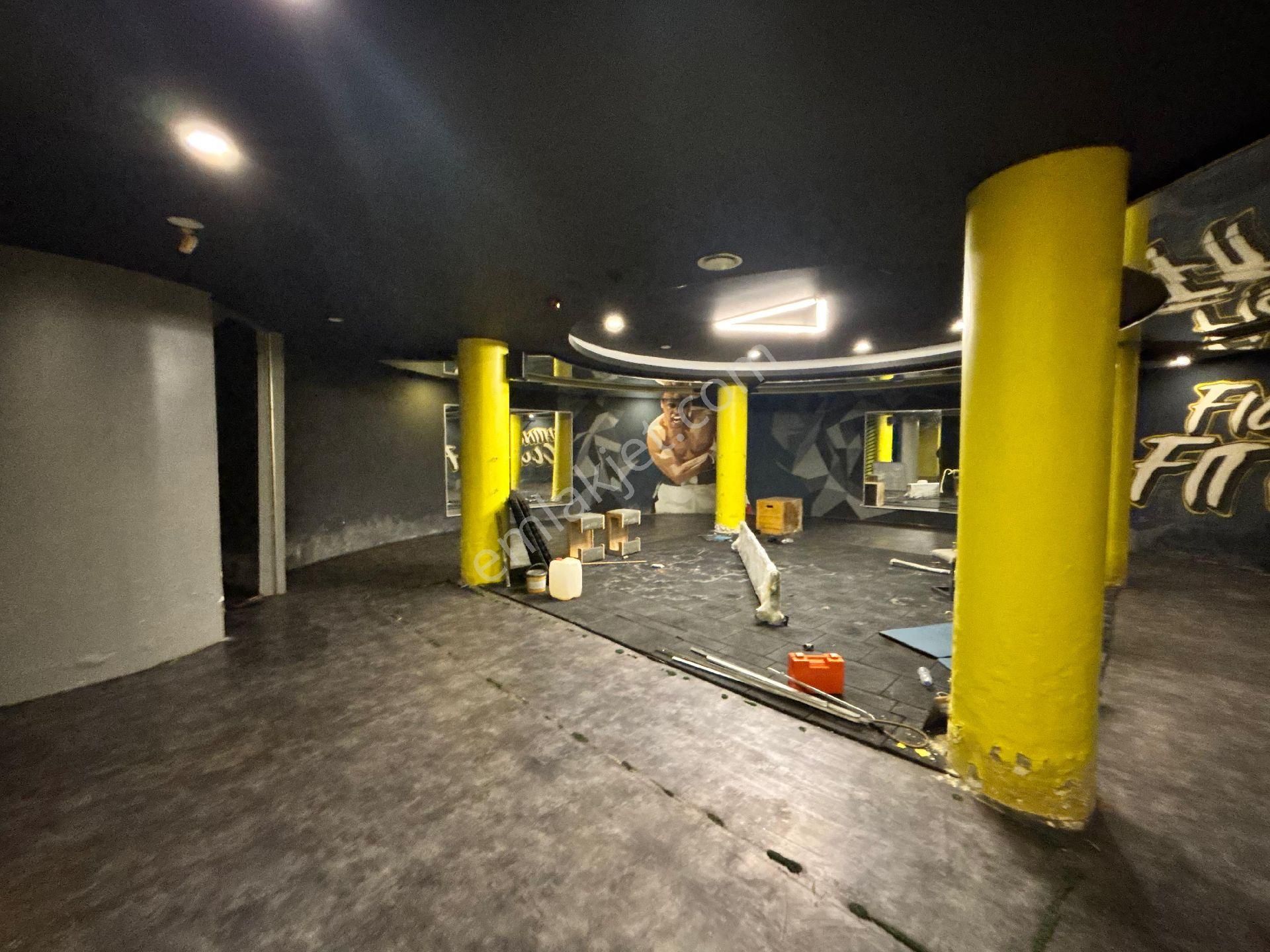 Zekeriyaköy Garanti Koza Çarşısı 400 M2 Kiralık Dükkan - Görsel 14