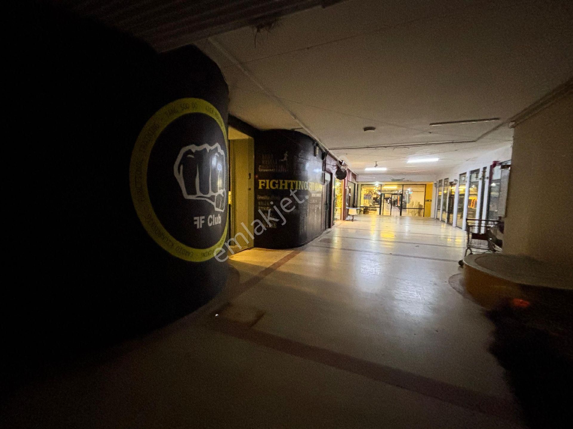 Zekeriyaköy Garanti Koza Çarşısı 400 M2 Kiralık Dükkan - Görsel 21