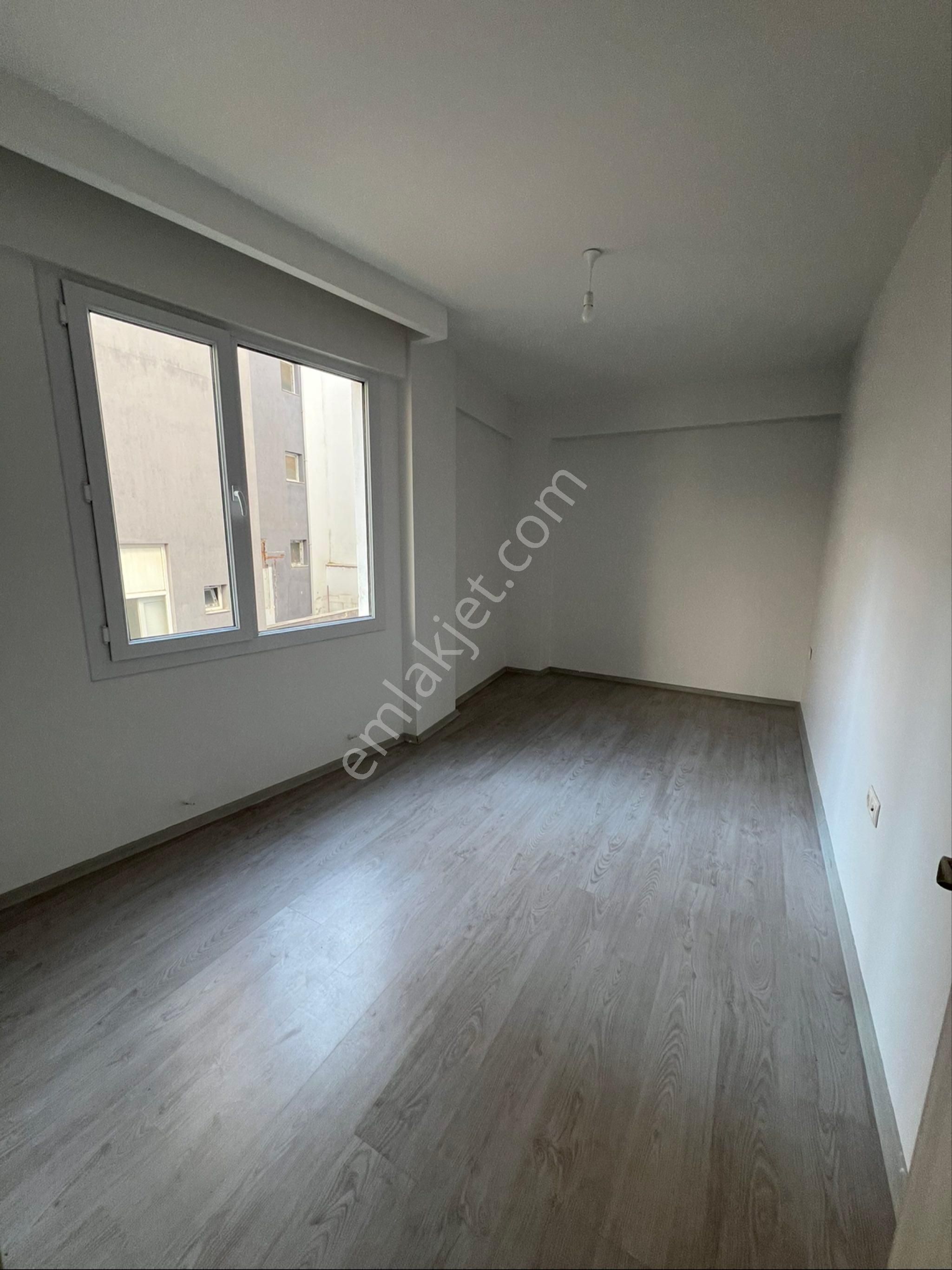 Kusadası Davutlarda Kapalı Mutfaklu 3+1 Daire Satılık - Görsel 9