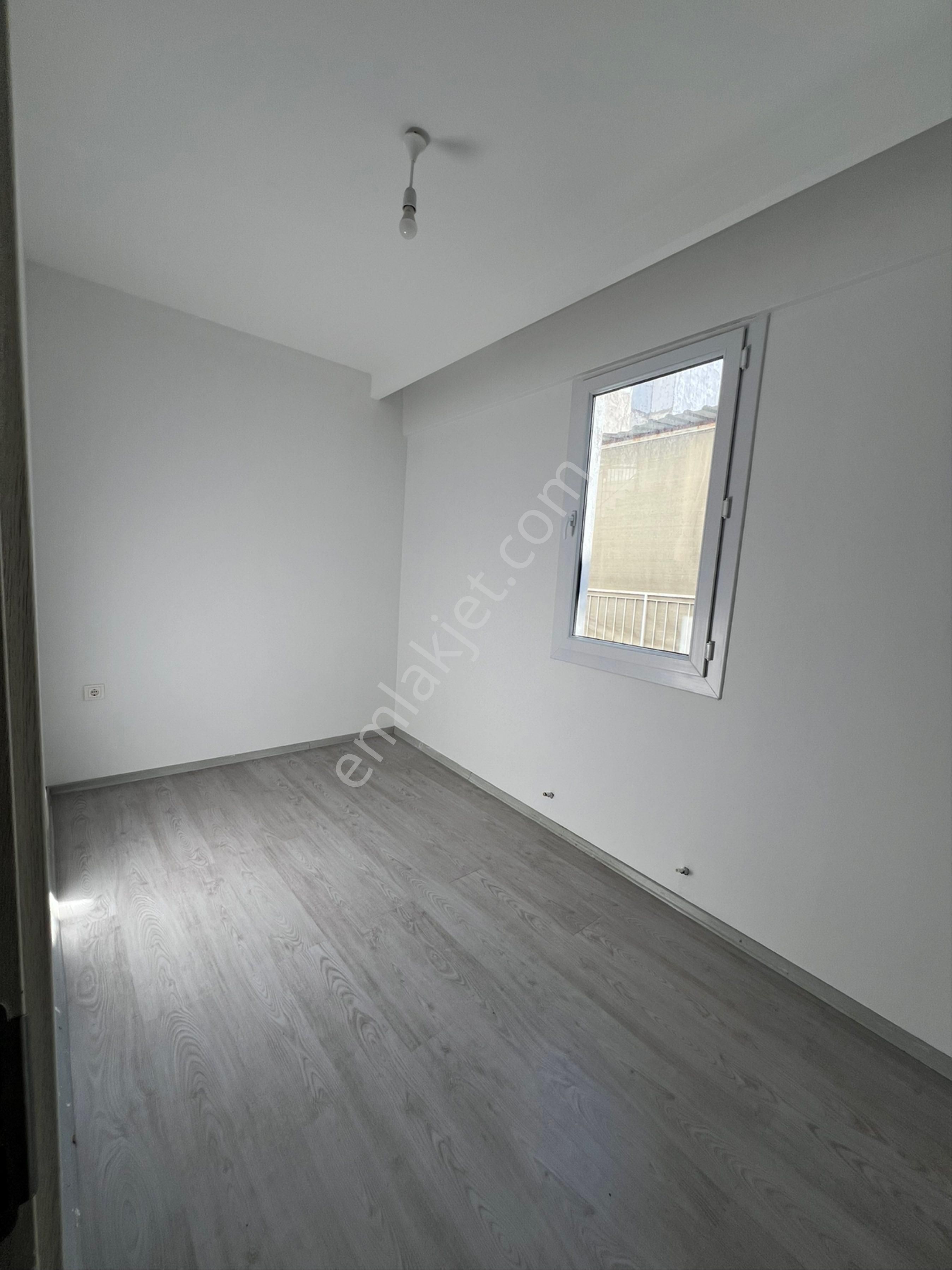 Kusadası Davutlarda Kapalı Mutfaklu 3+1 Daire Satılık - Görsel 5