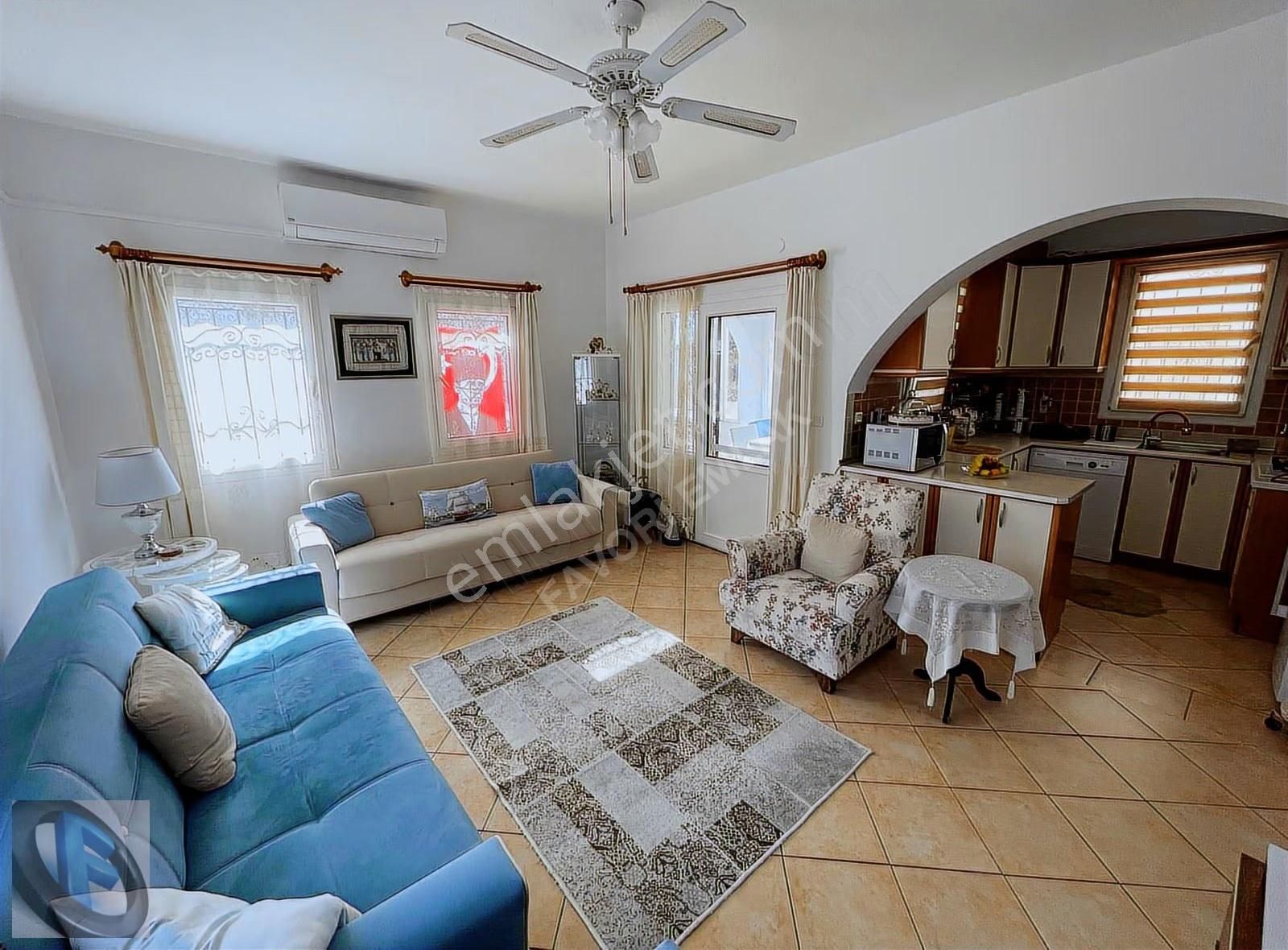 Favor'den Turgutreis Yalıda Denize Yakın Konumda Düz Giriş 2+1 - Görsel 9