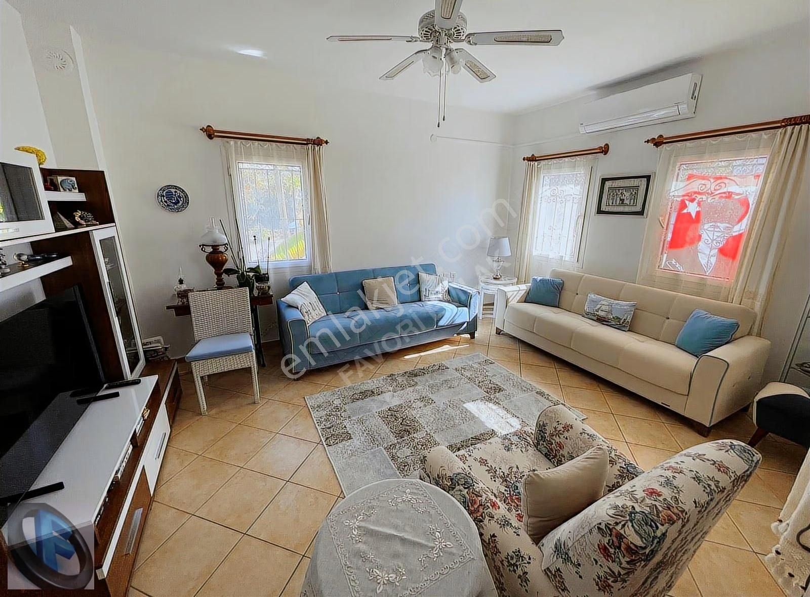 Favor'den Turgutreis Yalıda Denize Yakın Konumda Düz Giriş 2+1 - Görsel 18