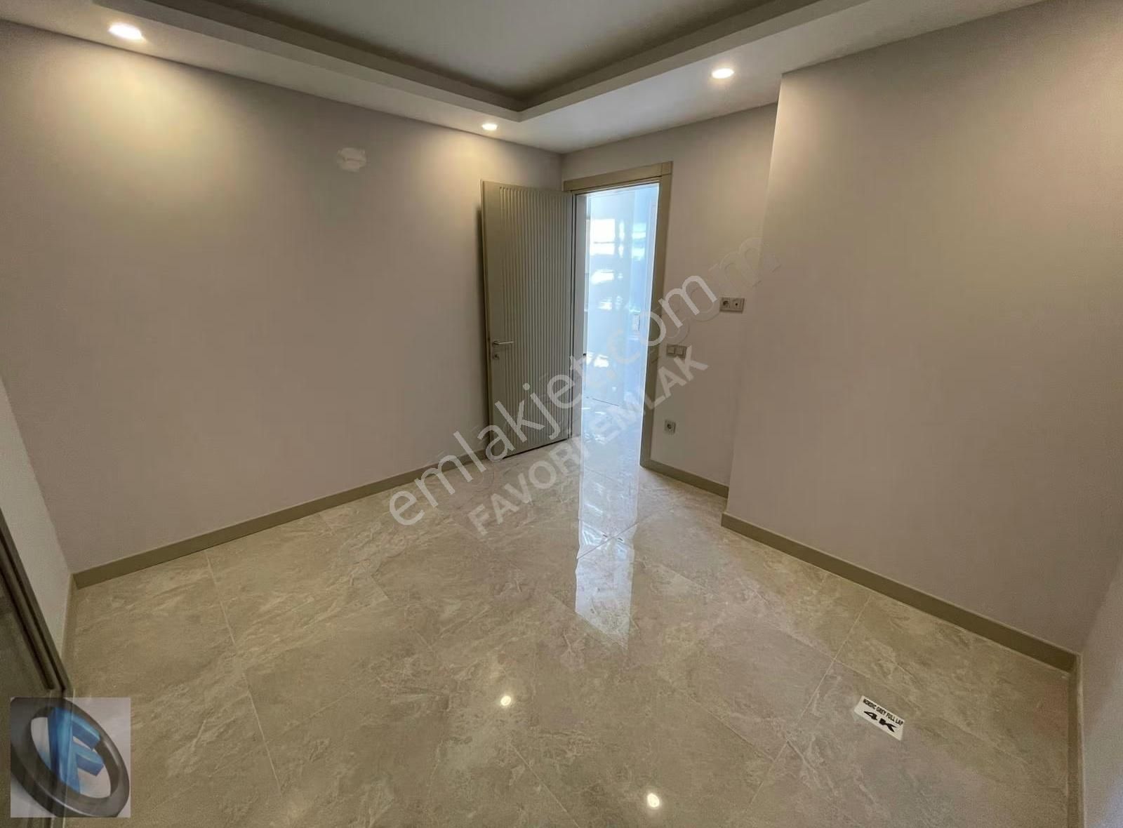 Favori'den Akyarlar Kemerde Müstakil Bahçeli Sıfır Villa 3+1 - Görsel 15