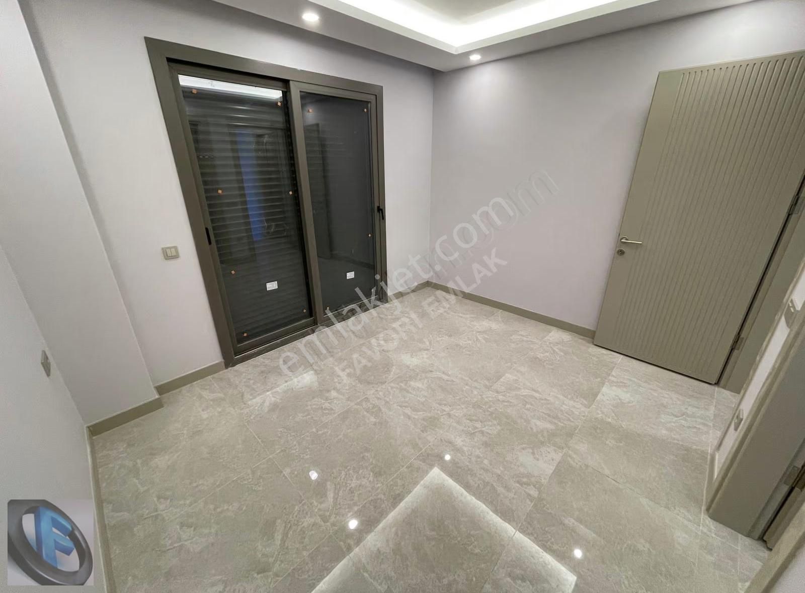 Favori'den Akyarlar Kemerde Müstakil Bahçeli Sıfır Villa 3+1 - Görsel 2