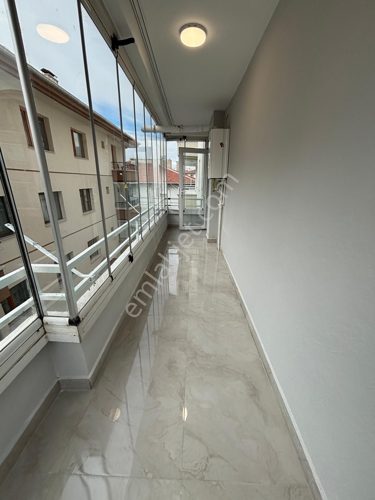 Ufuktepe Mahallesi'nde Full Yapılı 4+1 Daire! - Görsel 27