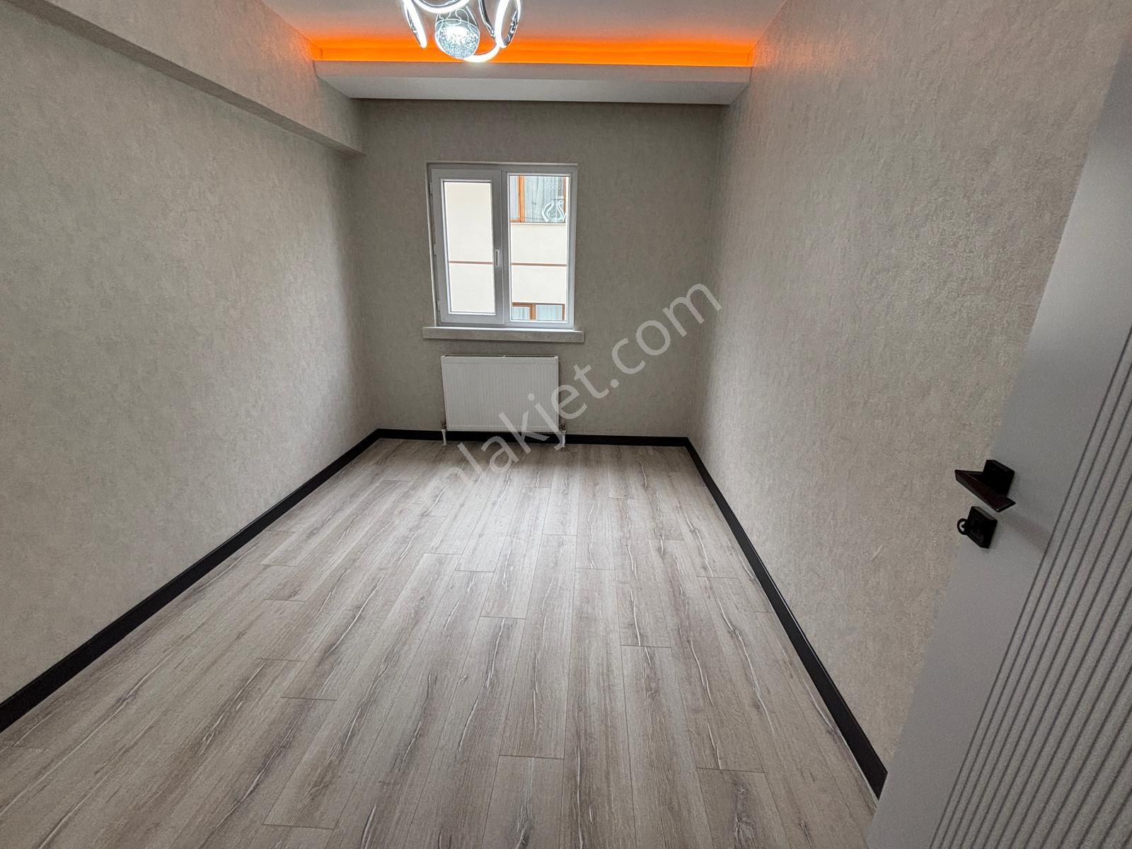 Ufuktepe Mahallesi'nde Full Yapılı 4+1 Daire! - Görsel 14