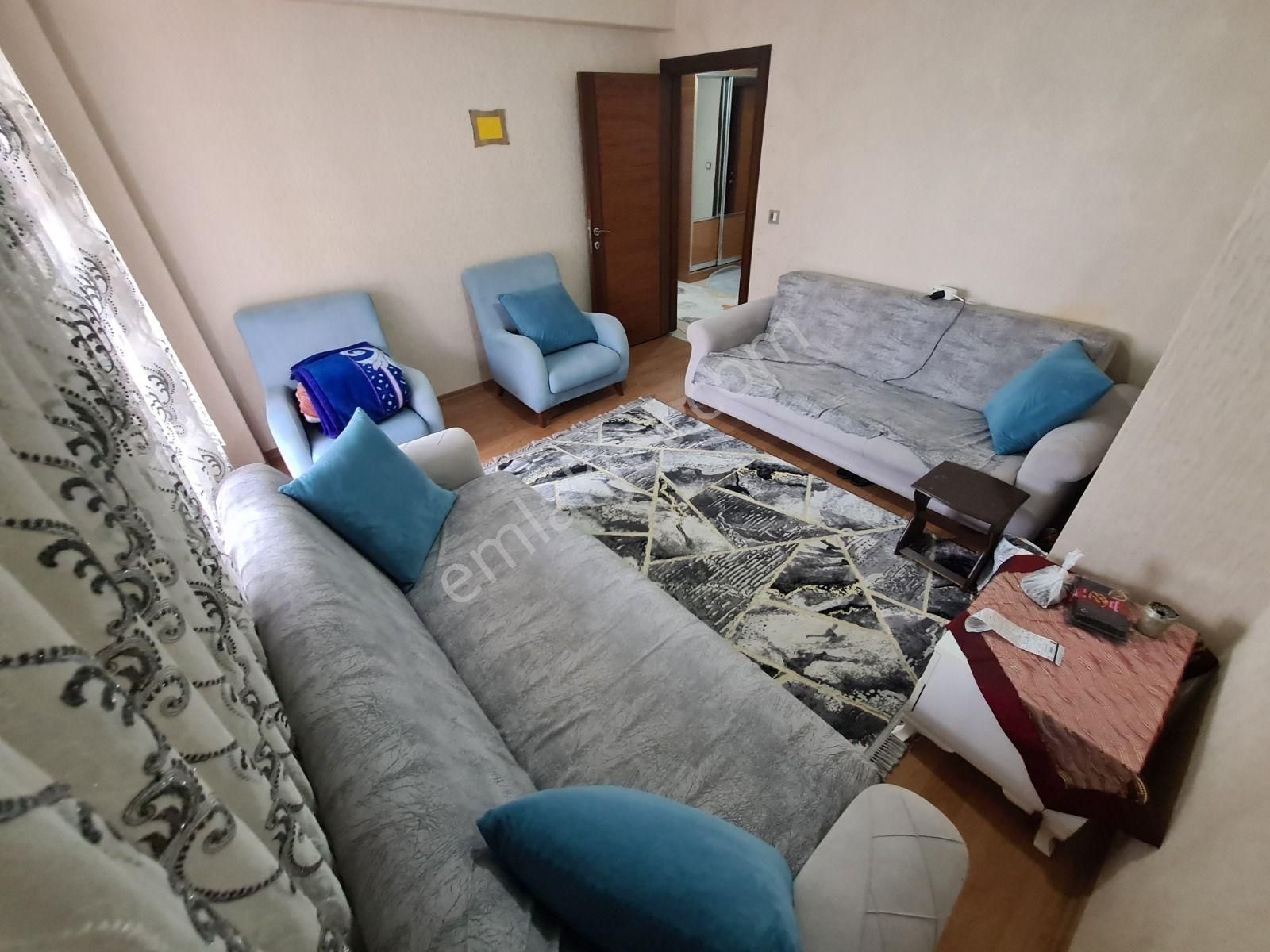 Panoramik Şehir Manzaralı 2 Giriş 2 Mutfaklı Kapalı Teraslı 6+1 - Görsel 16