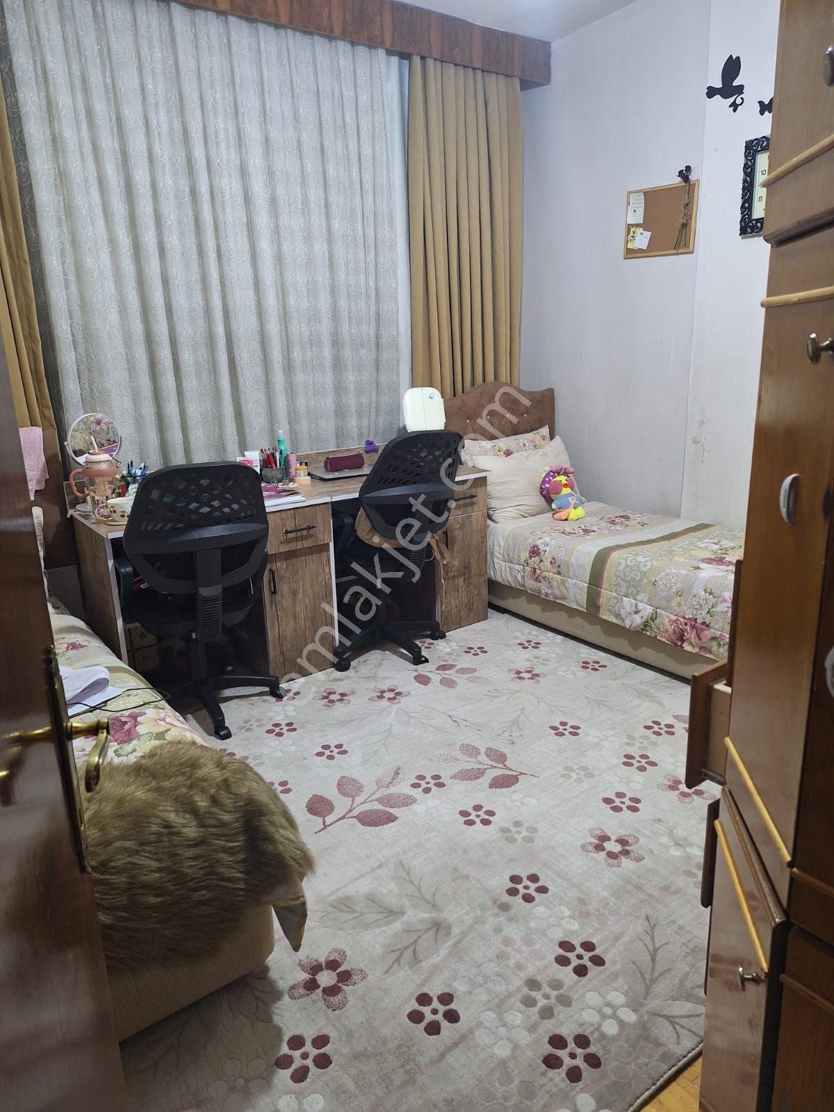 İsa Kavak Gayrimenkul’den Satılık 3+1 Daire – Selçuklu/ferhuniye - Görsel 9