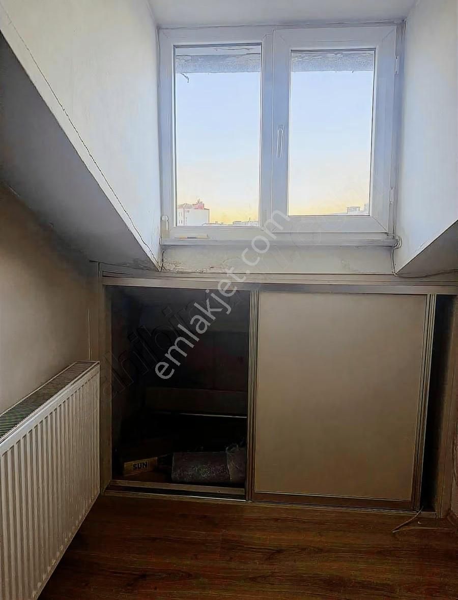 Kağithane Yeşilçe Mah Merkezi Konumda 2+1 Kiralık Dubleks Daire - Görsel 10