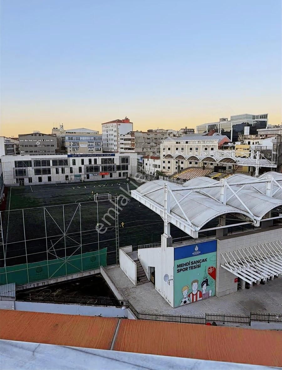 Kağithane Yeşilçe Mah Merkezi Konumda 2+1 Kiralık Dubleks Daire