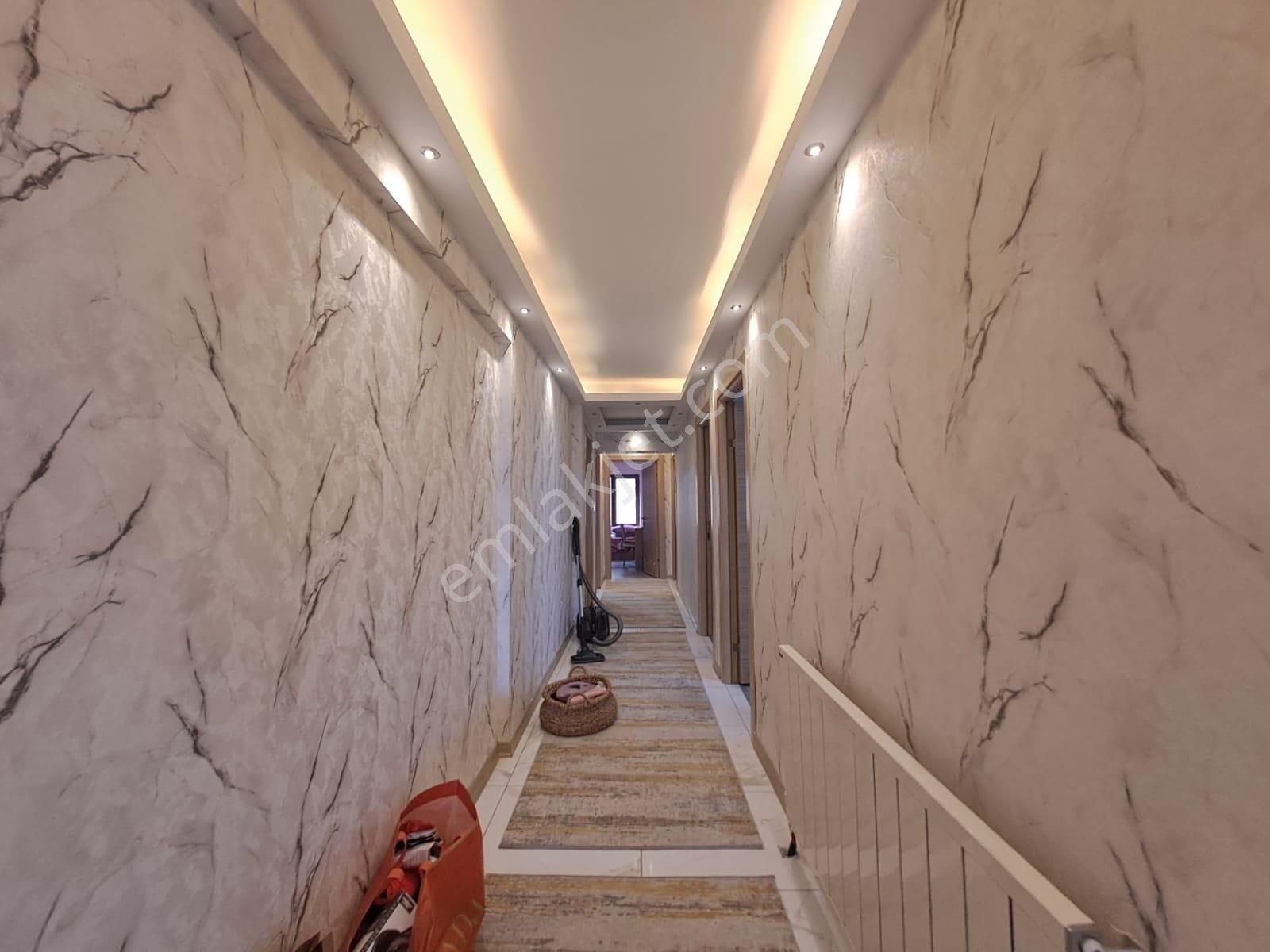 Atanora Vadi'den Trt Panora Yakını Genç Bina 2 Banyolu Asansörlü 4+1 - Görsel 12