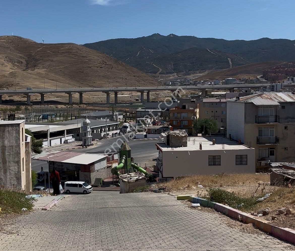 Menemen Asarlık’ta Kat Karşılığına Ve Satışa Uygun | 206 M² Konut İmarlı | Tepe Manzaralı Arsa - Görsel 6